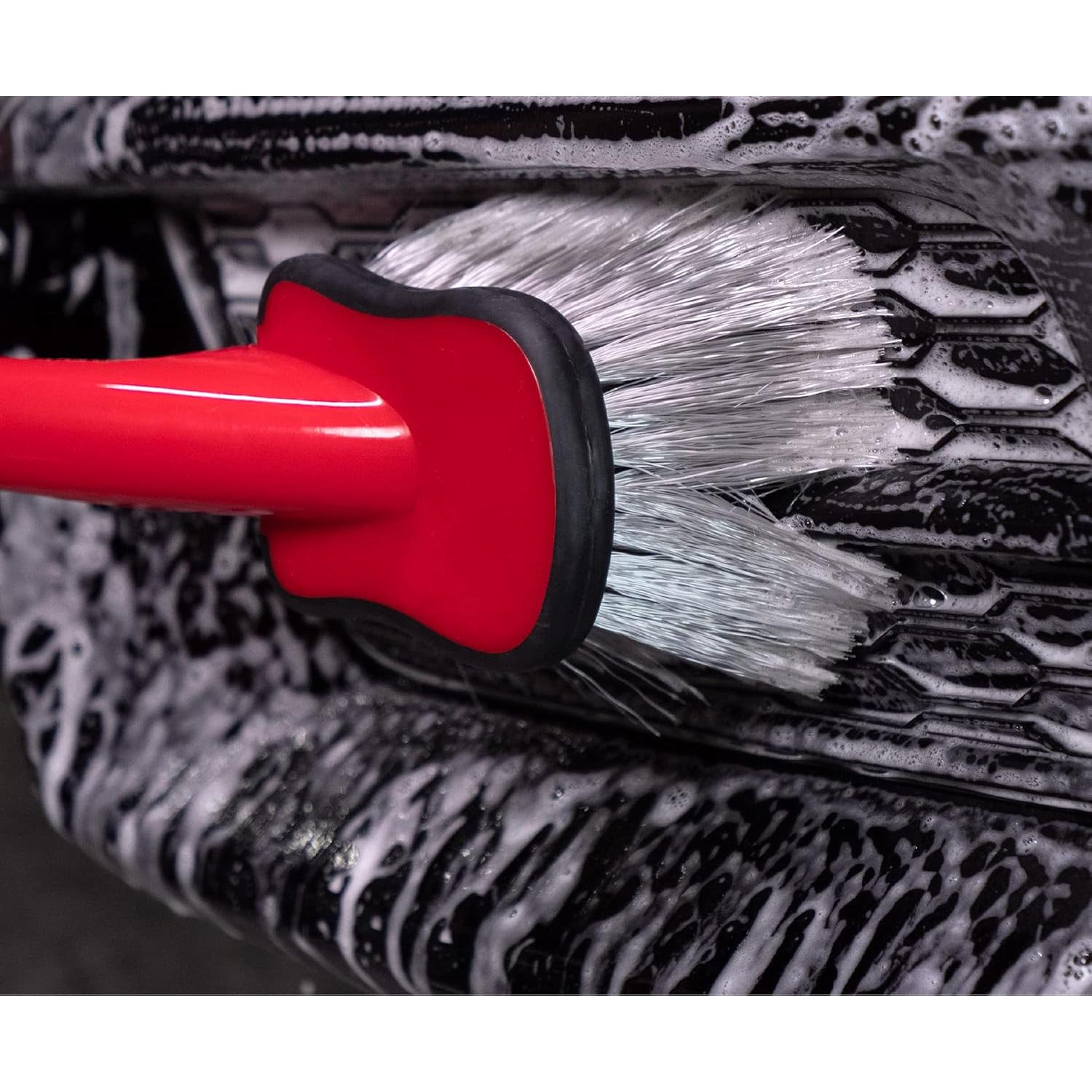 Cepillo de Mango Largo Mothers 155800 para Ruedas y Parachoques