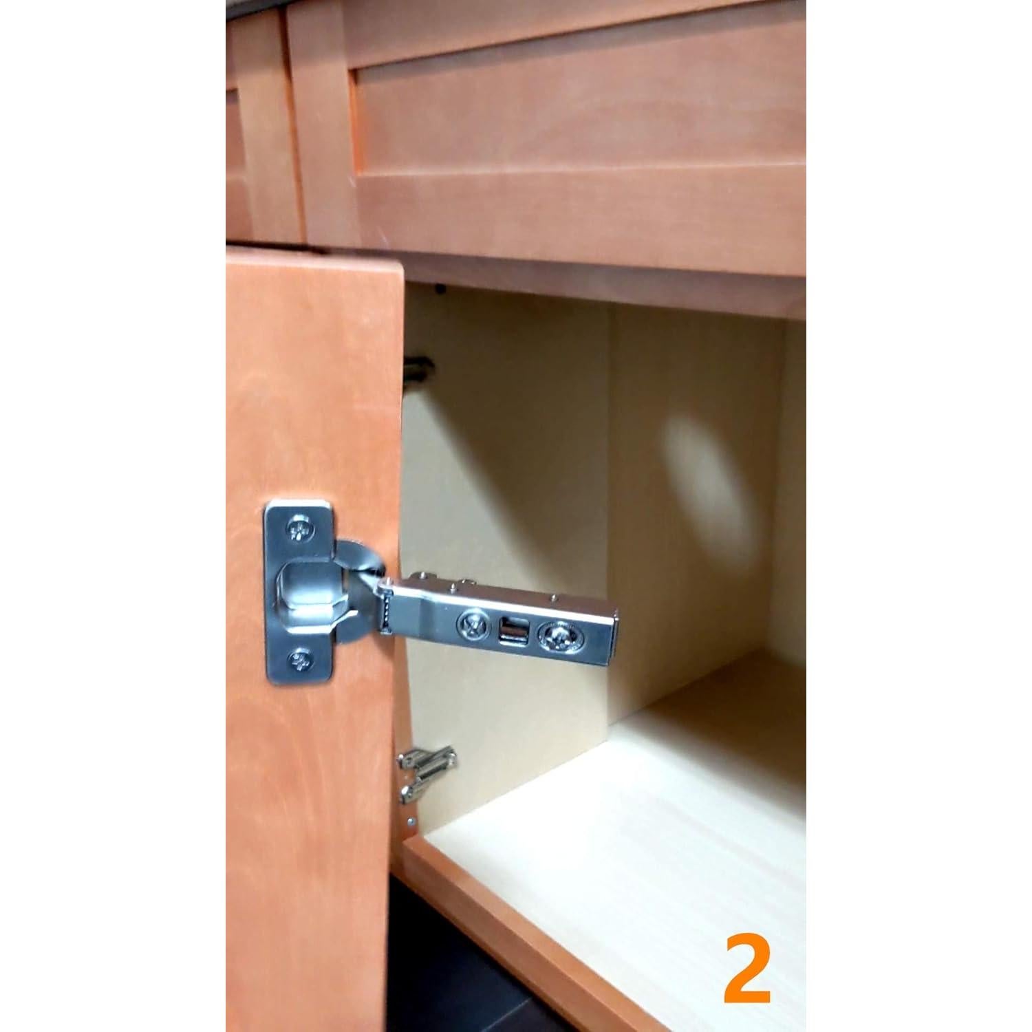 Bisagra de Taza ELYSIAN Cierre Suave 35mm para Gabinete