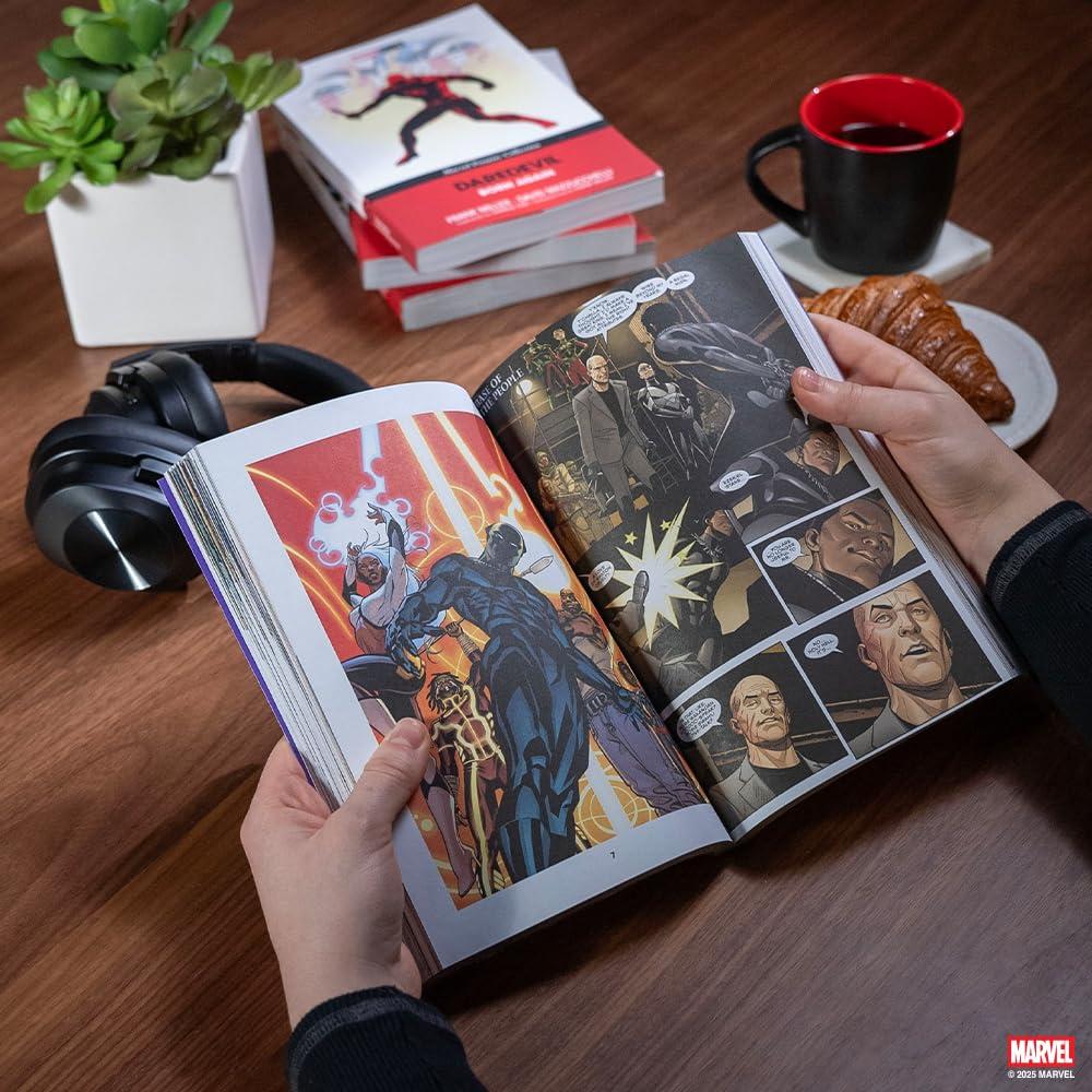 Black Panther: A Nation Under Our Feet [Marvel Premier Collection]