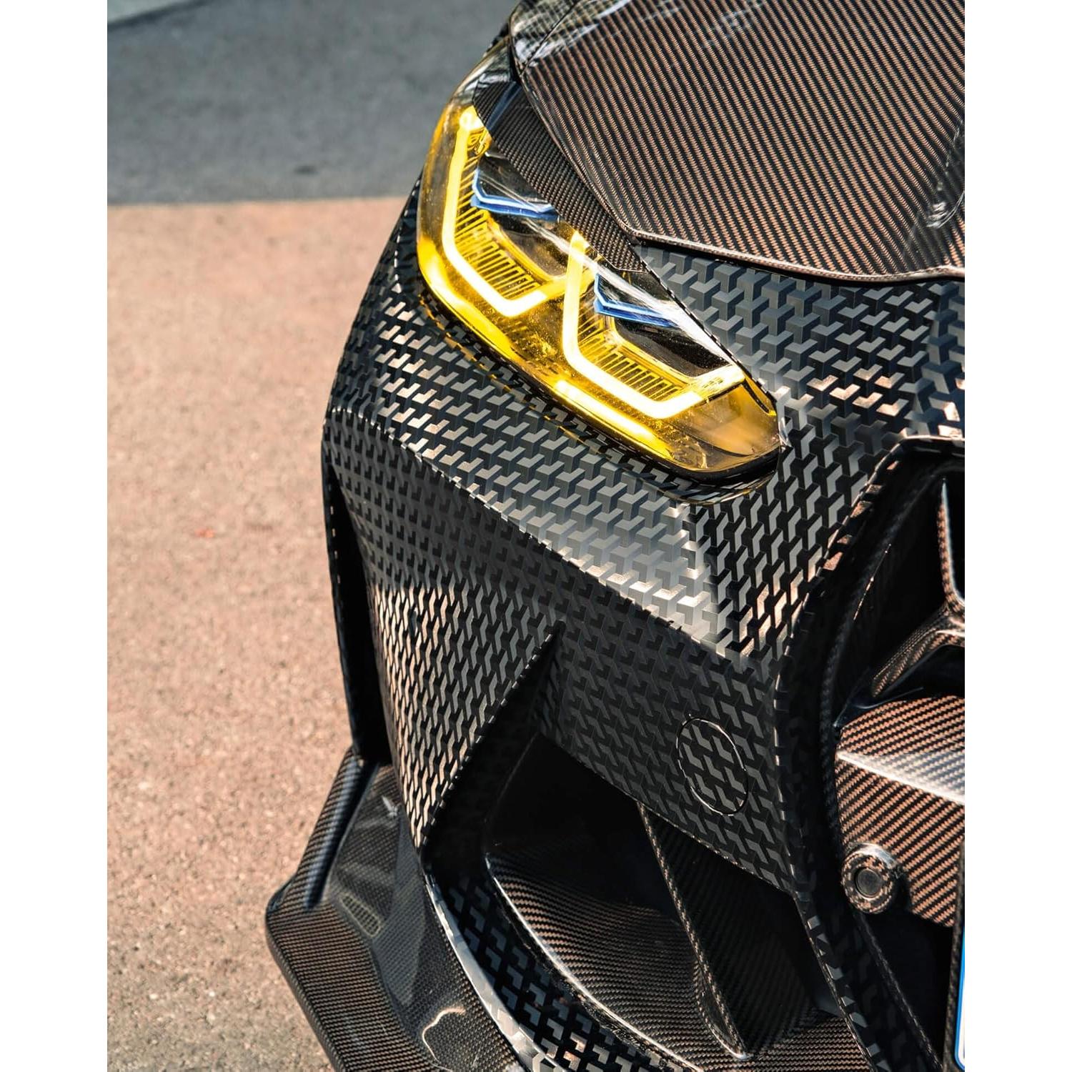 Vinilo de fibra de carbono triangular VViViD 0.3m x 1.5m