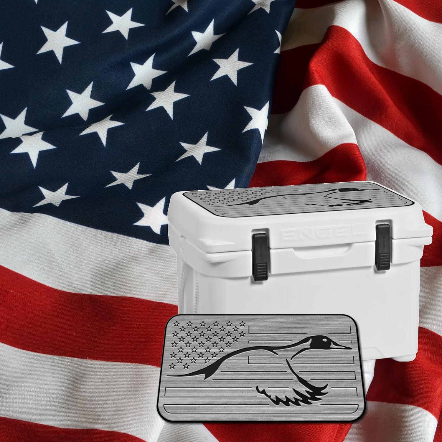 Pad Antideslizante SeaDek USATuff para Enfriador Engel 25 QT