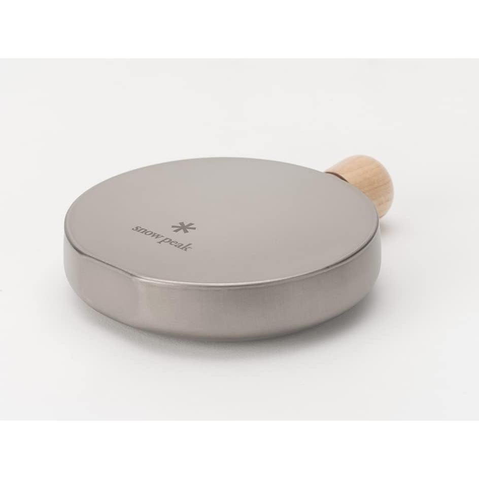 Frasco de Titanio Snow Peak 5 Onzas 150 ml con Tapa de Madera