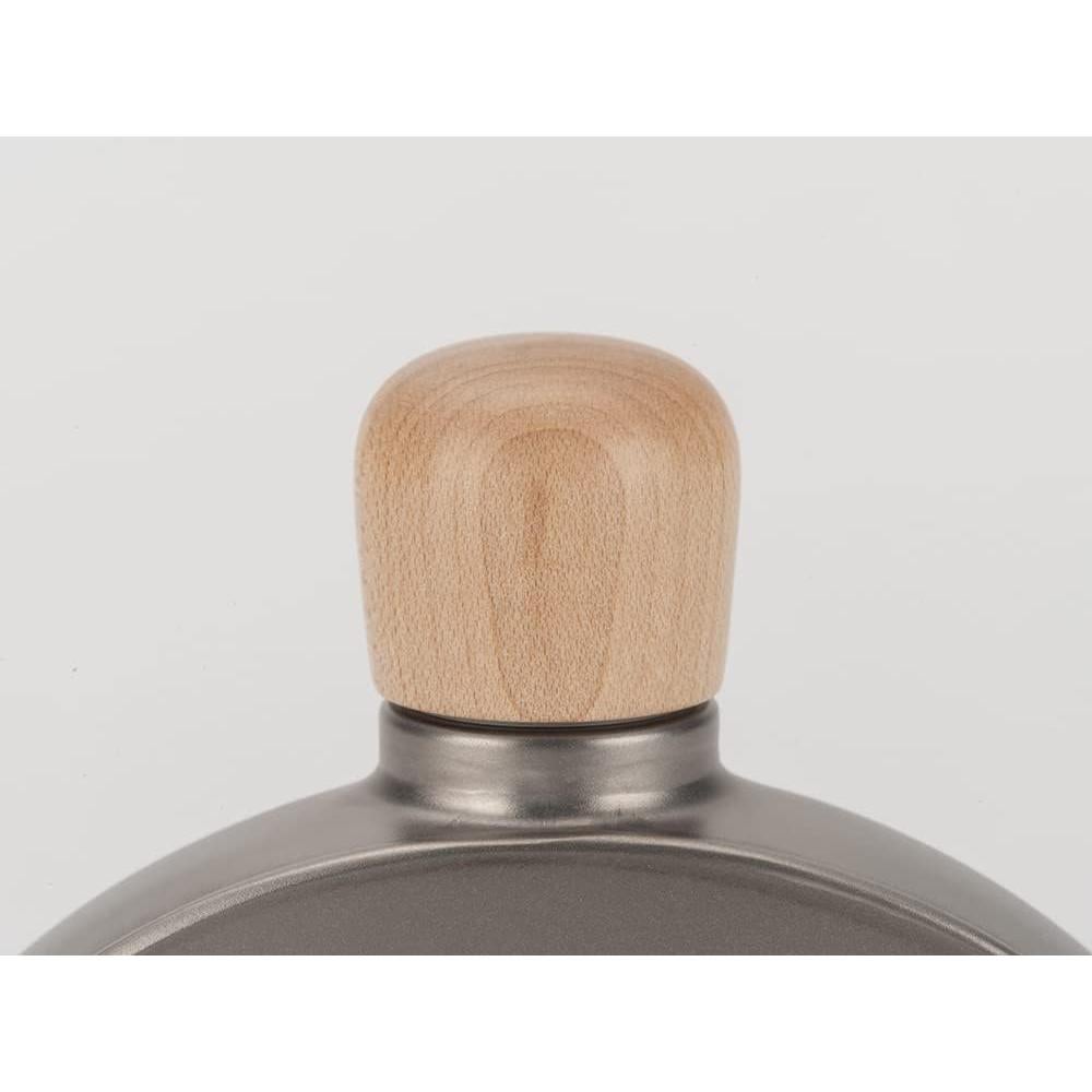 Frasco de Titanio Snow Peak 5 Onzas 150 ml con Tapa de Madera