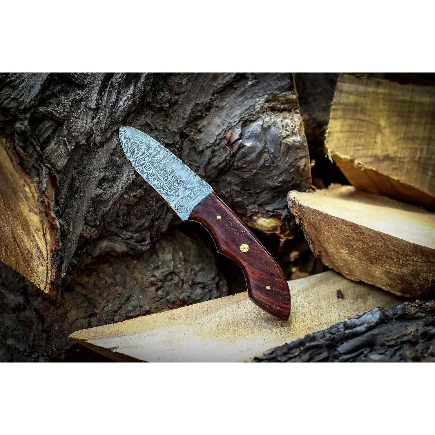 Cuchillo de Caza Bushcraft Damasco 24.1 cm con Funda de Cuero