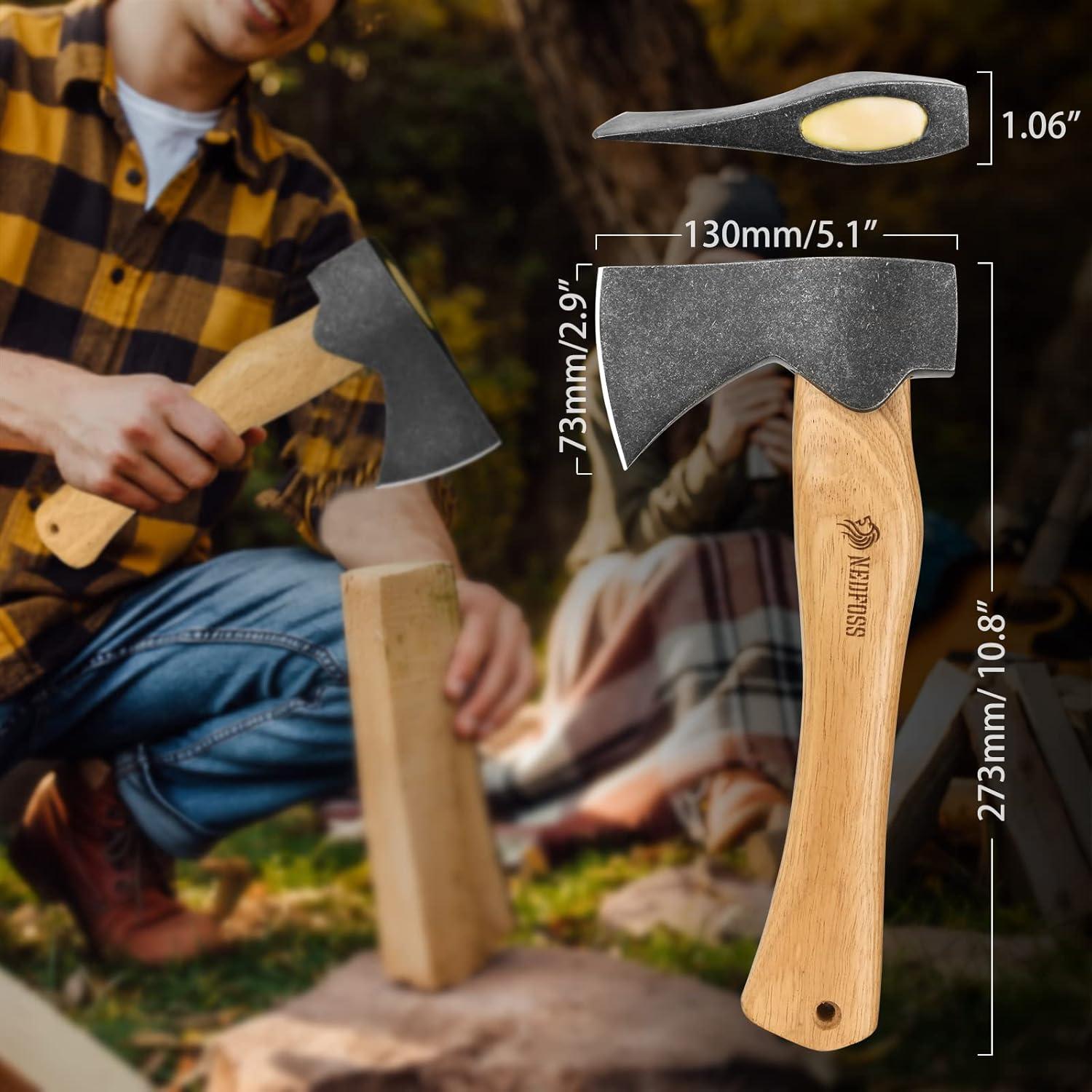 Hacha NedFoss 27.4 cm con funda de cuero y mango de roble