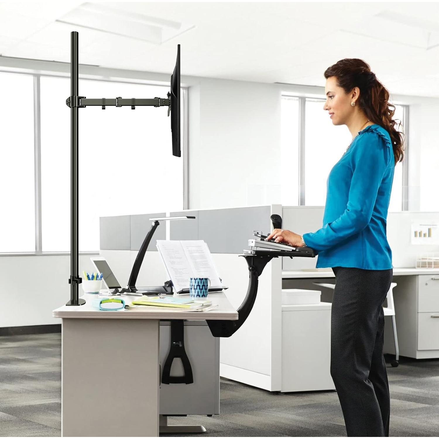 Soporte de Monitor Ajustable Pholiten 13-27" hasta 9.98 kg