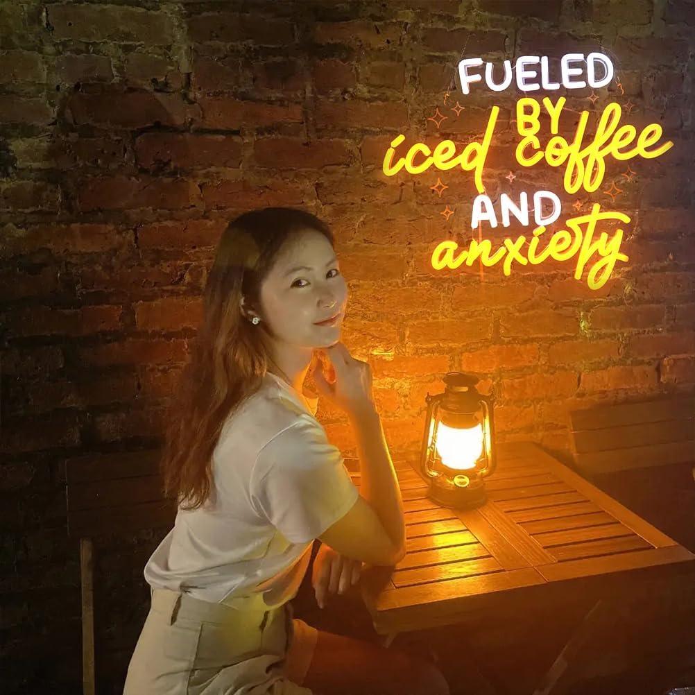 Cartel de Neón LED Nordstylee Café Helado y Ansiedad 36x28cm