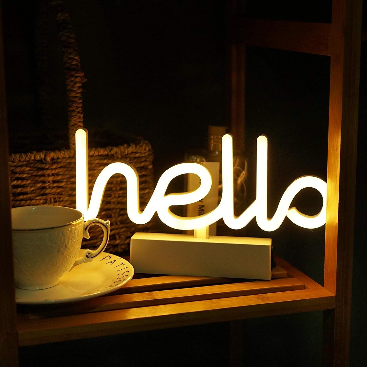 Luz Nocturna LED LoveNite en Forma de Hola - Blanco Cálido