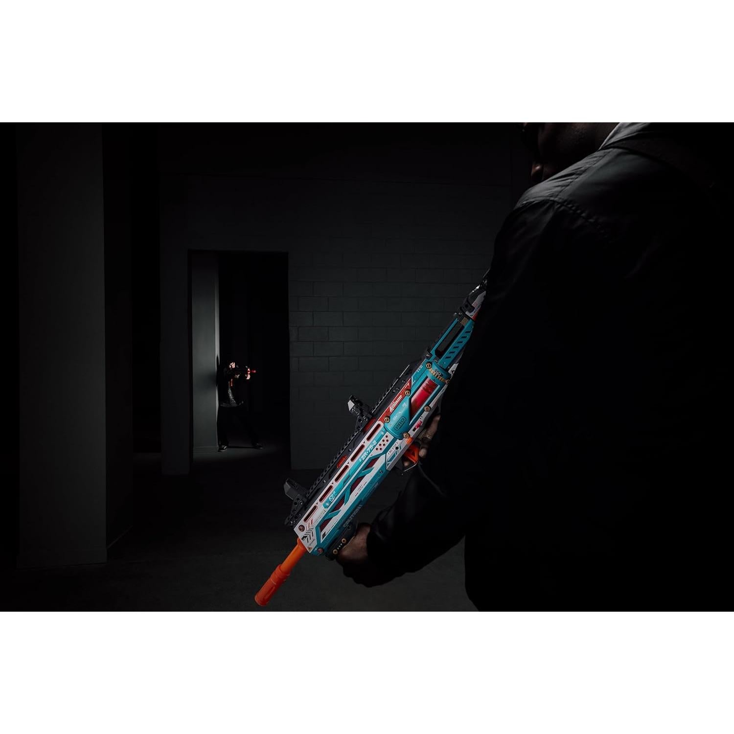 Blaster XShot Skins Pro 1 Anime Long Shot con 40 Dardos