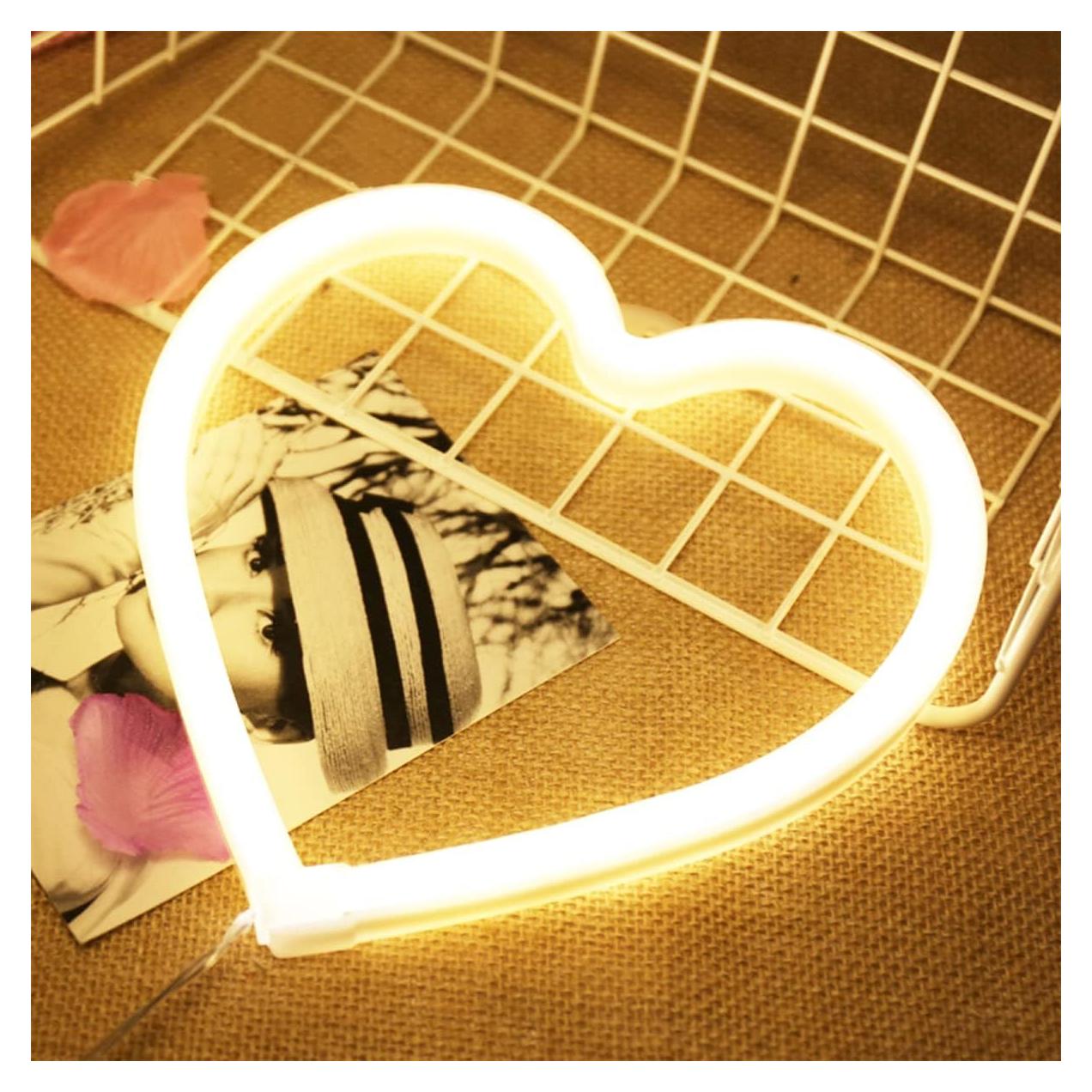 Letrero de Neón Corazón Yayfazy LED Blanco Cálido 20.32cm