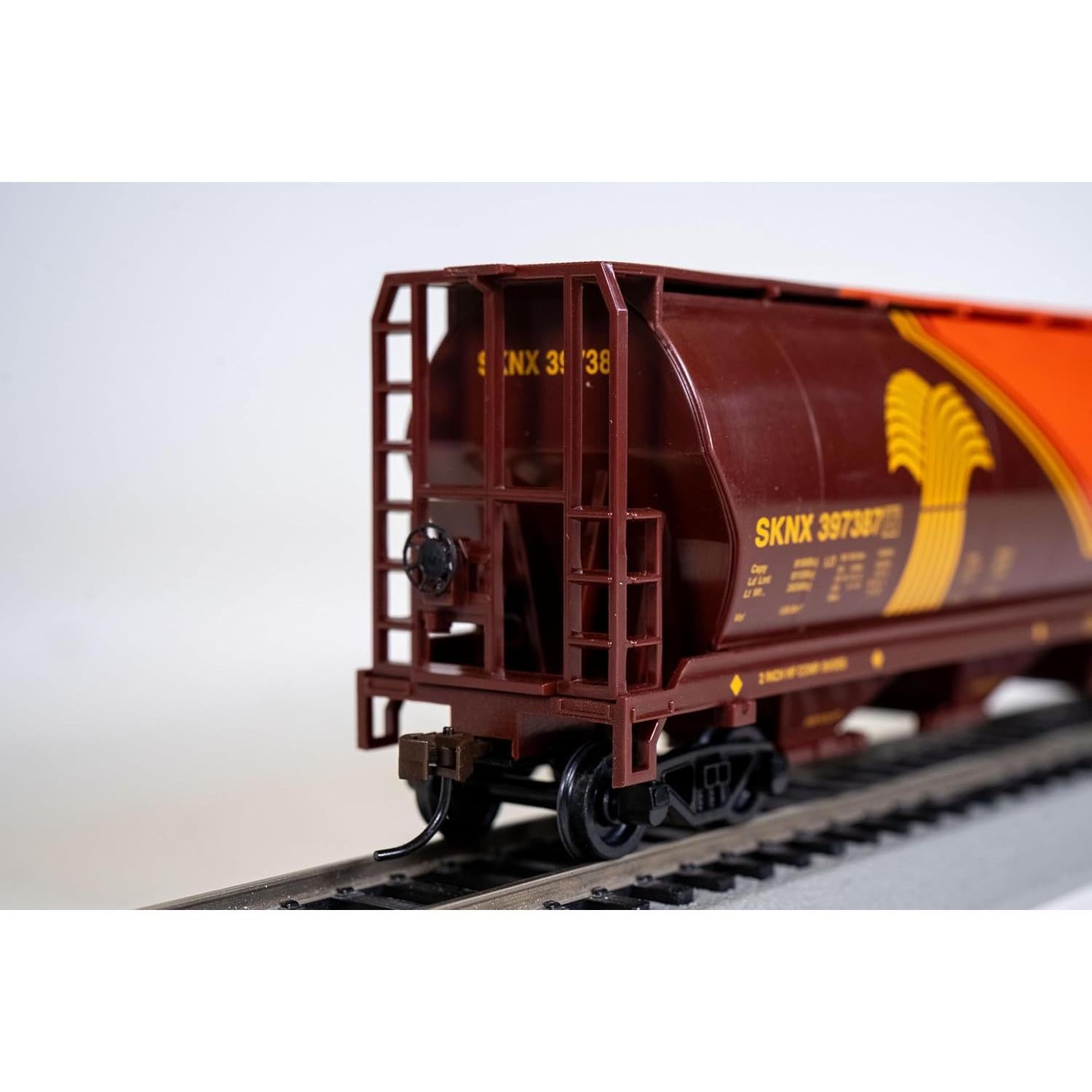 Vagón de Carga Cilíndrico de Grano Bachmann HO 4 Bahías