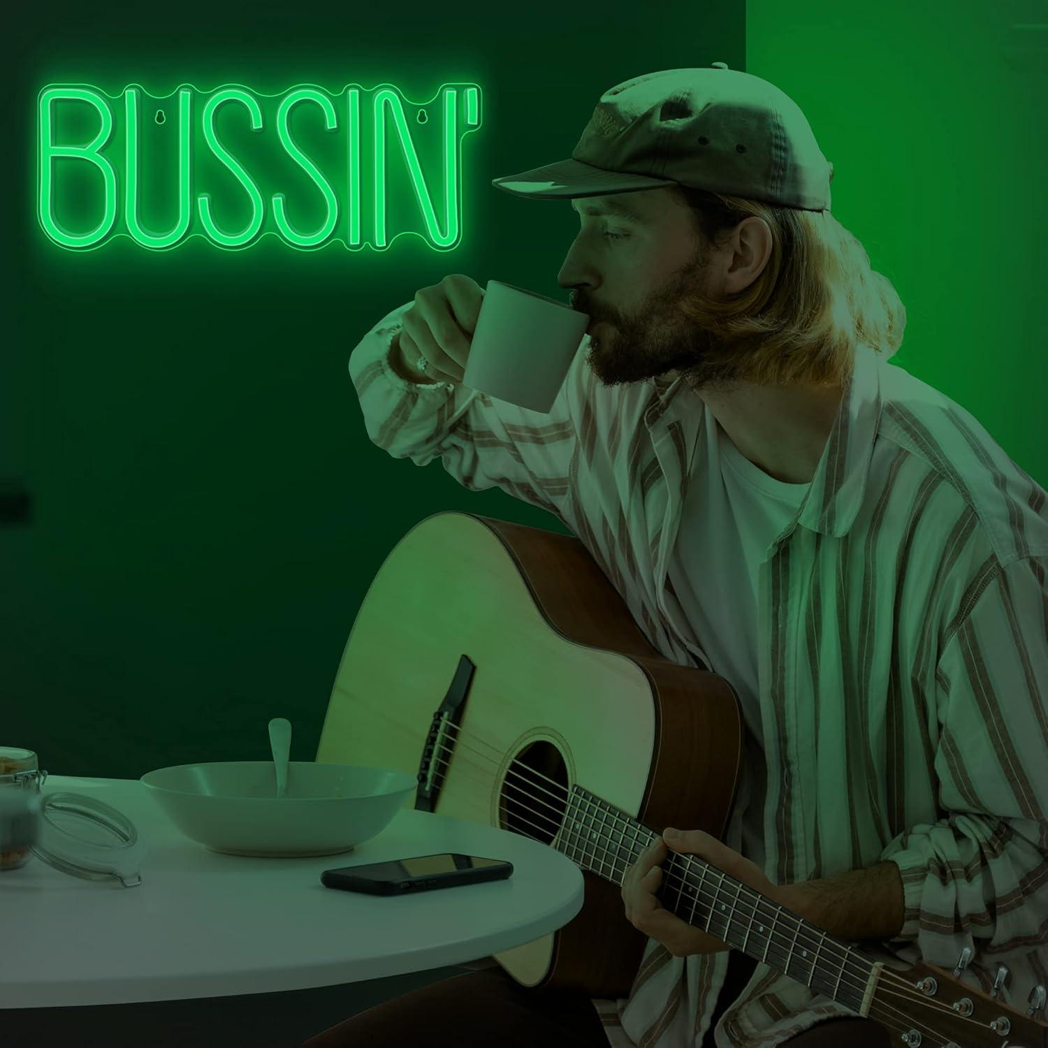 Señal Neon Led Bussin Lumoonosity 42.9x16.5cm Verde