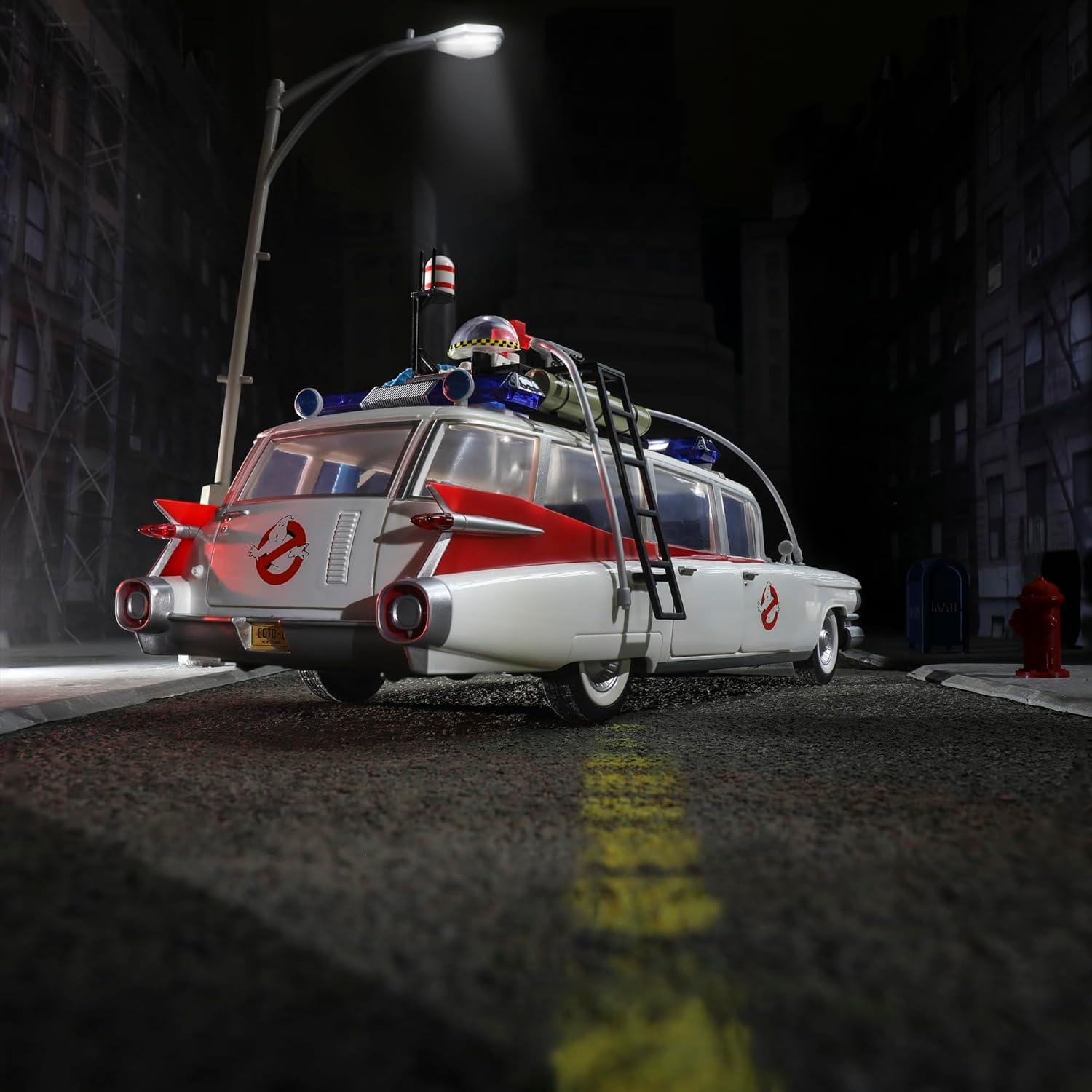Coche de Juguete Ecto-1 Ghostbusters Hasbro 1984 1:18