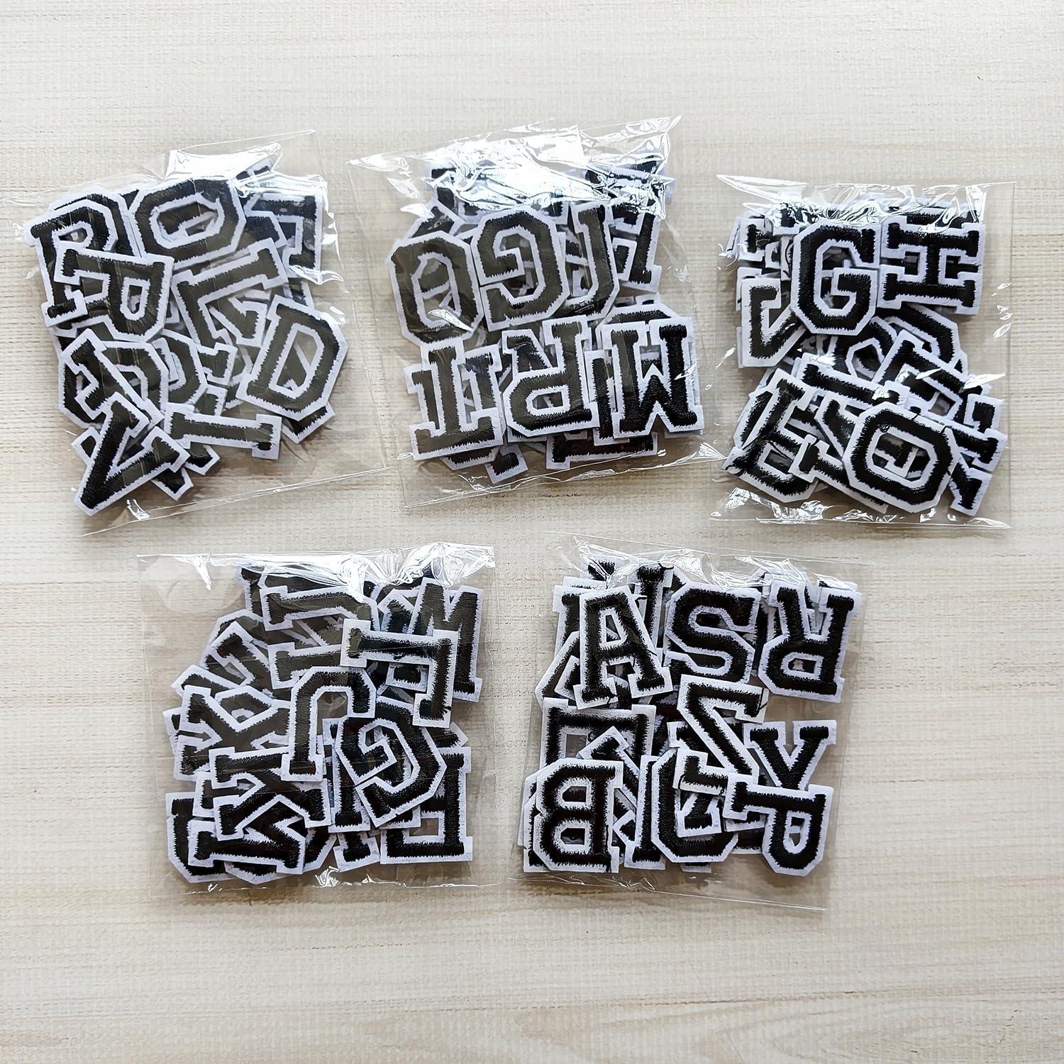 130 Parches Bordados Letras A-Z Zlettery 2.54 cm Negro