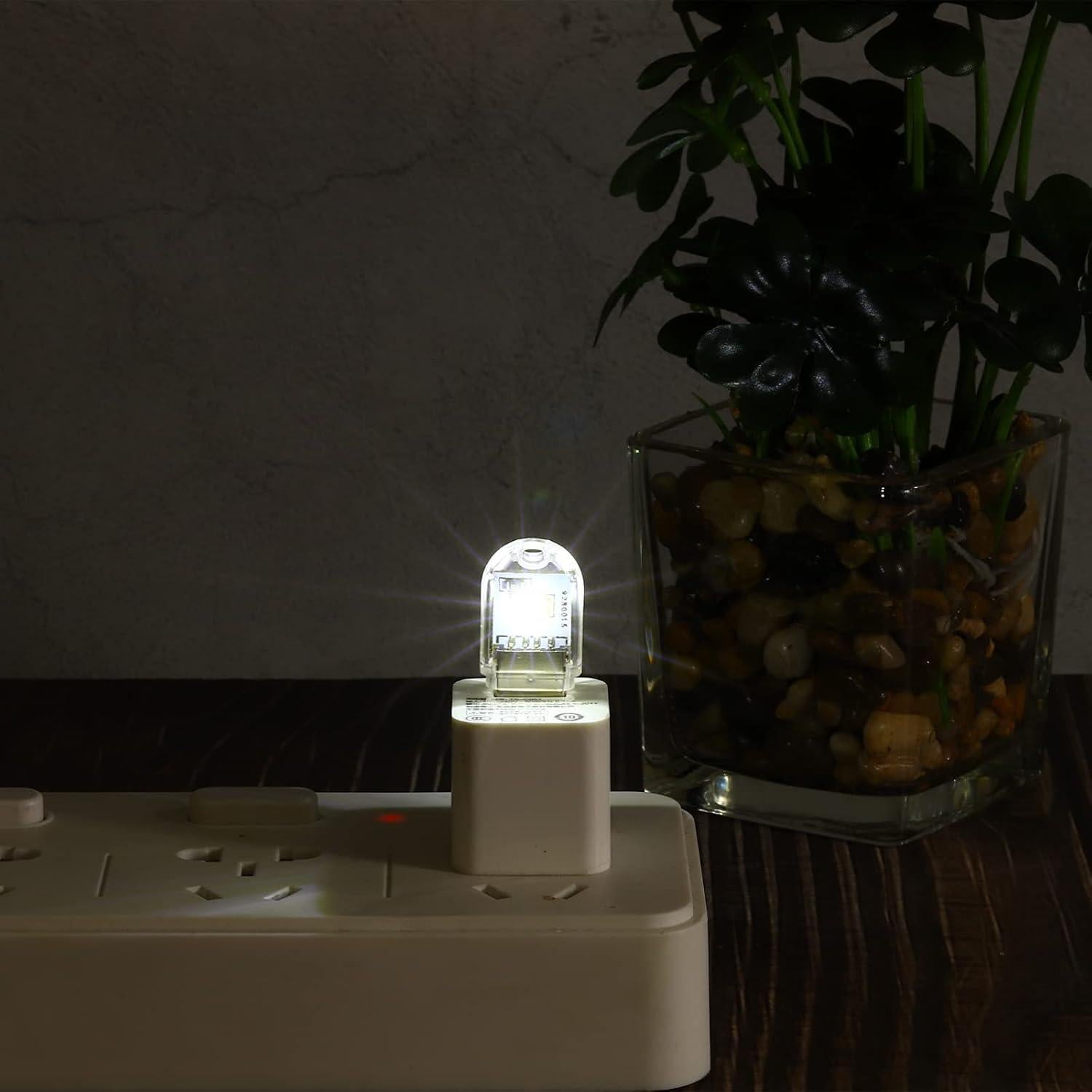 Luz Nocturna LED USB PATIKIL - Paquete de 6 Piezas Blanca