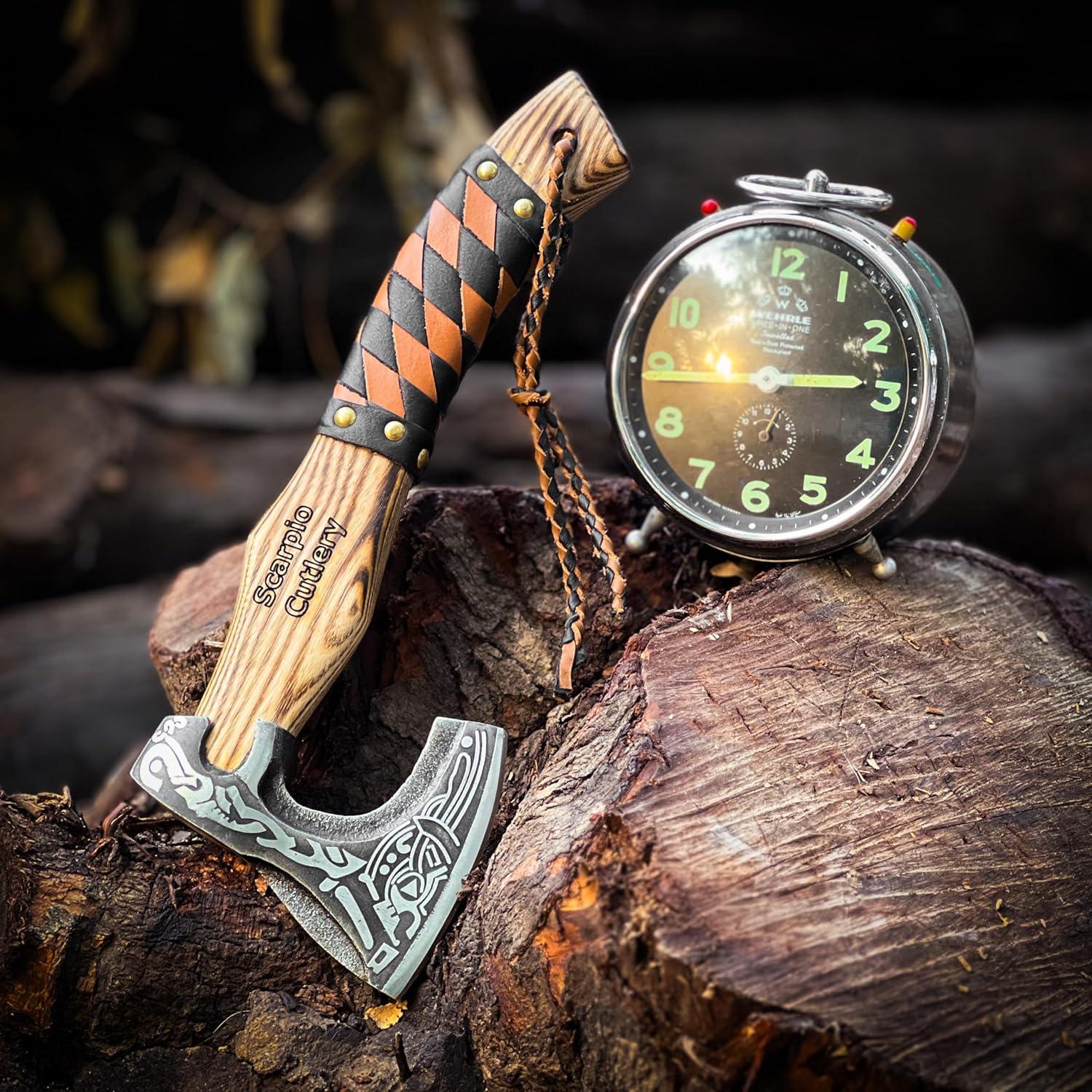 Hacha Vikingo Scarpio Cutlery 33 cm Acero Carbono con Funda