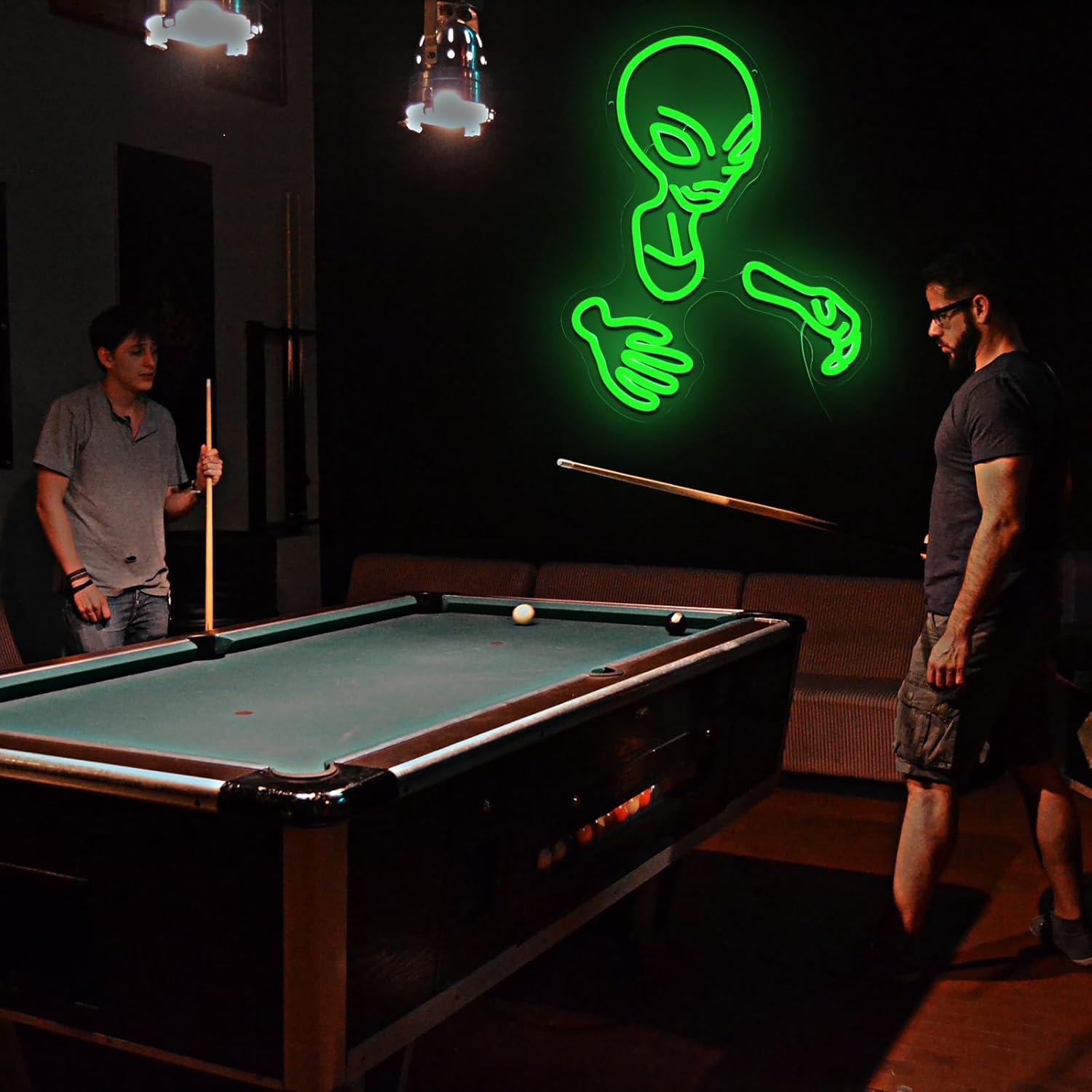 Luz de Neón LED Alienígena Verde Folkive 41.4x32 cm Dimmable