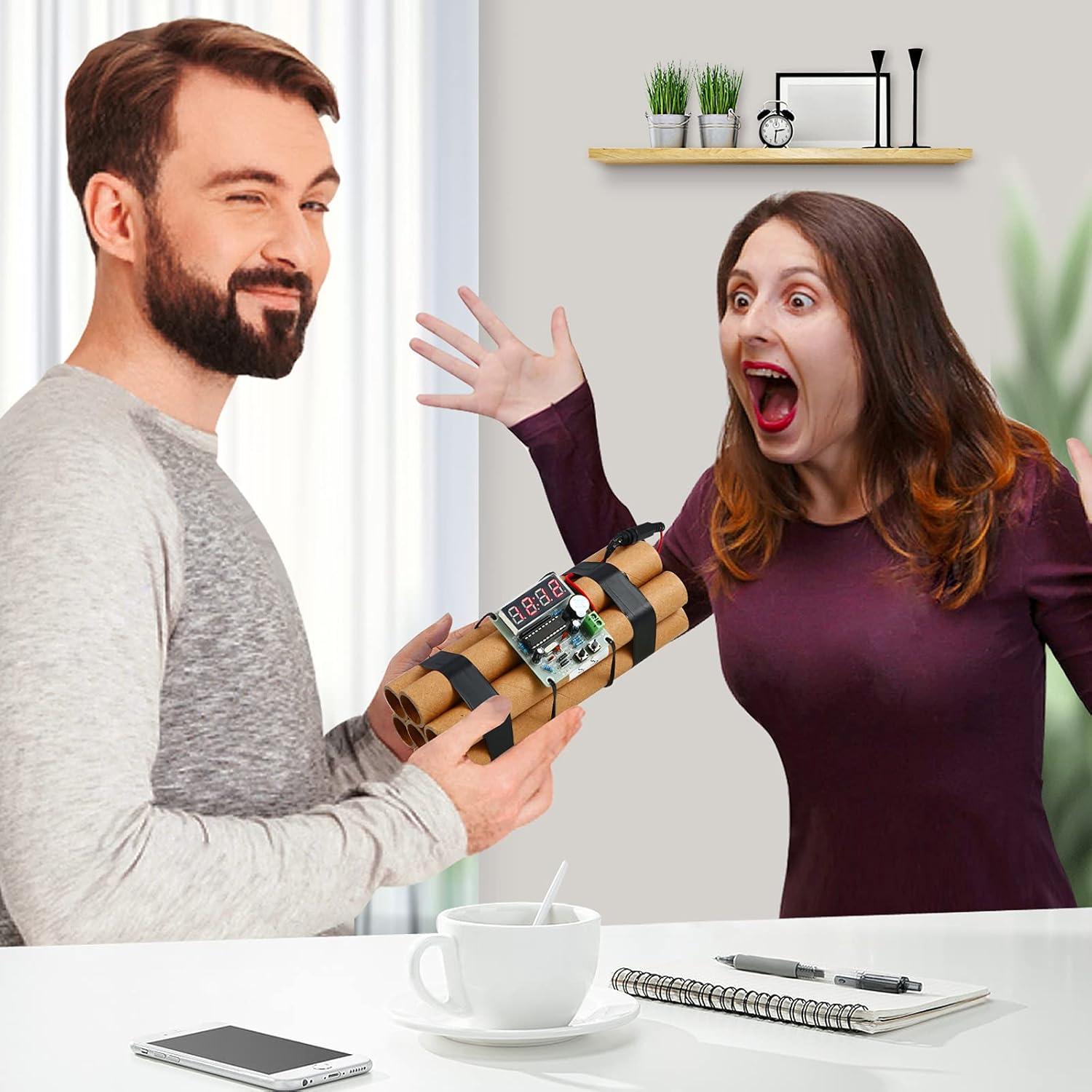 Bomba Falsa Realista WKD para Juegos de Rol y Halloween