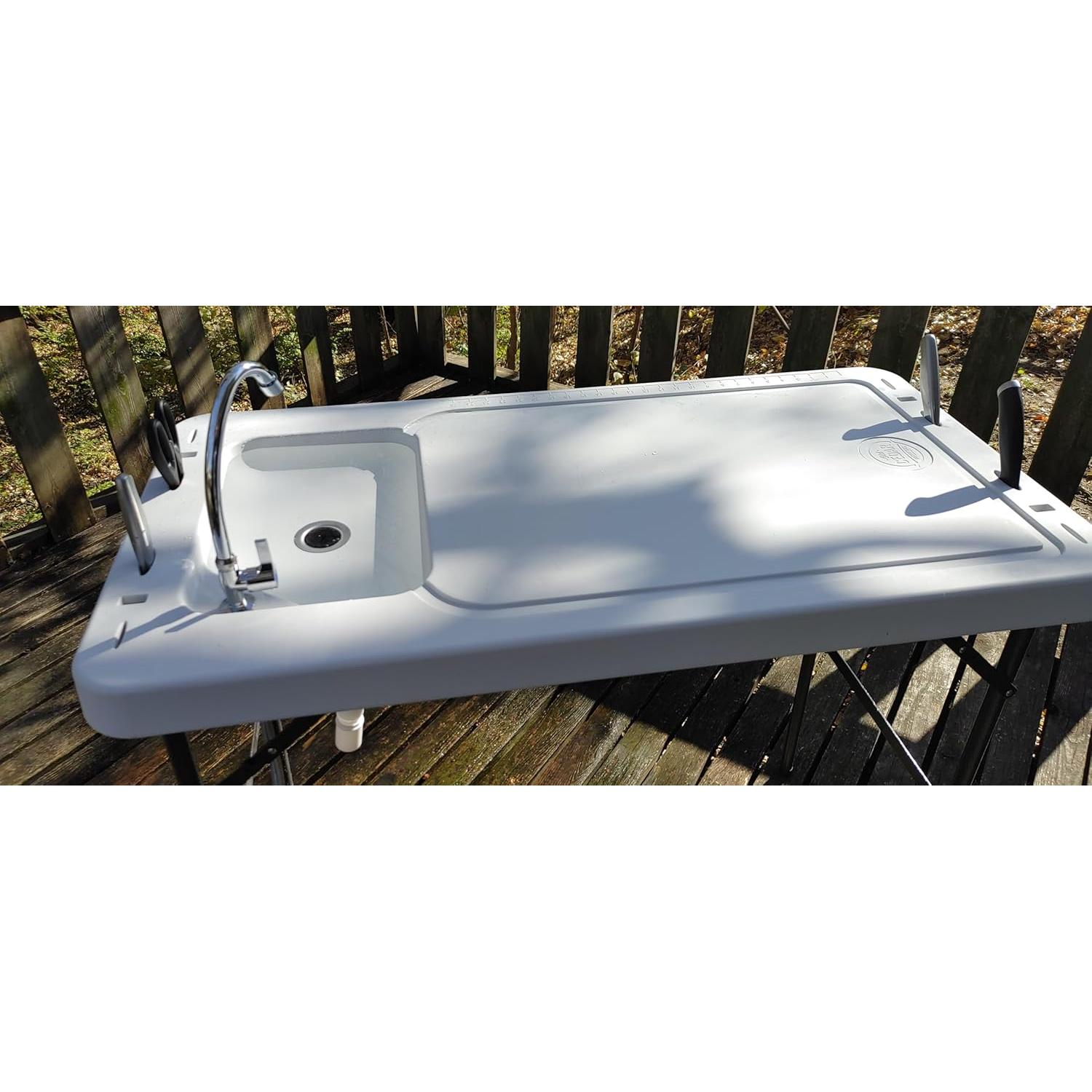 Mesa de Limpieza de Pescado Old Cedar Outfitters con Fregadero