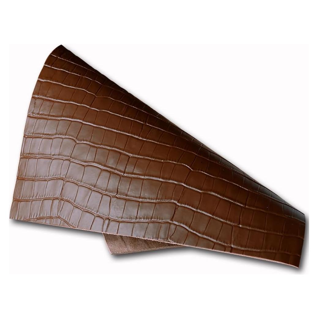 Cuero de Vaca Real 1.4-1.6 mm con Estampado de Caimán 25.4x25.4 cm