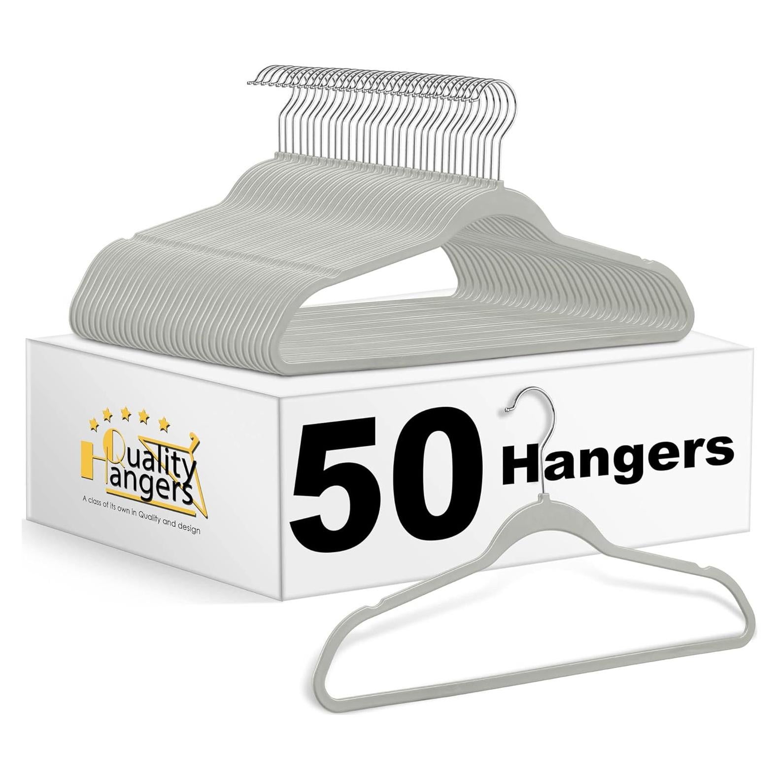 Juego de 50 Perchas de Plástico Quality Hangers Gris 44.5 cm