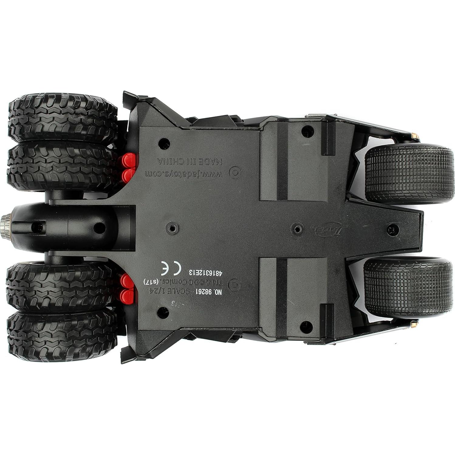 Batmóvil Jada Toys 1:24 con figura de Batman 6,99 cm