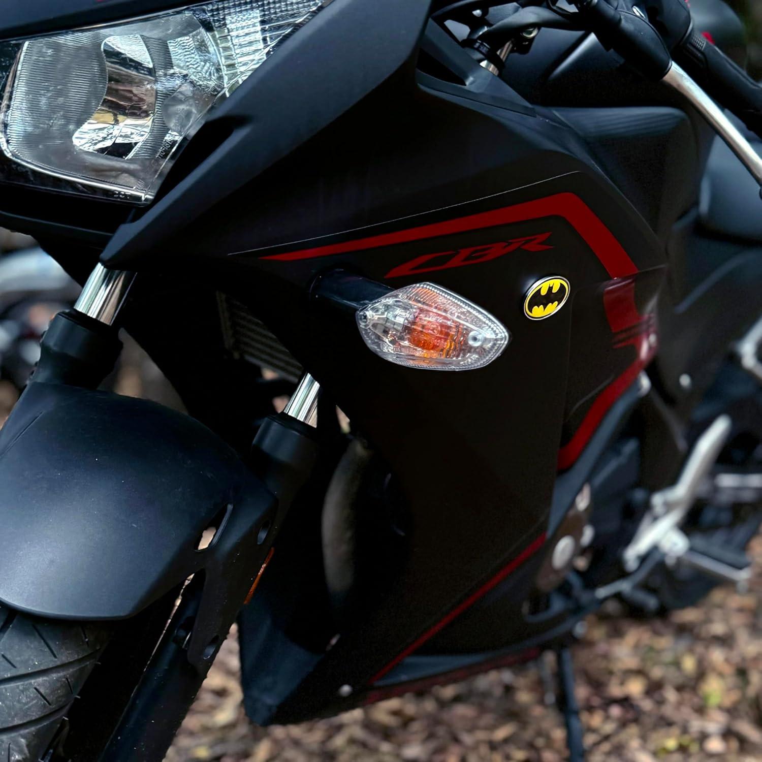 Emblemas Mini Batman Elektroplate Cromo 5.08x3.56cm Paquete 2