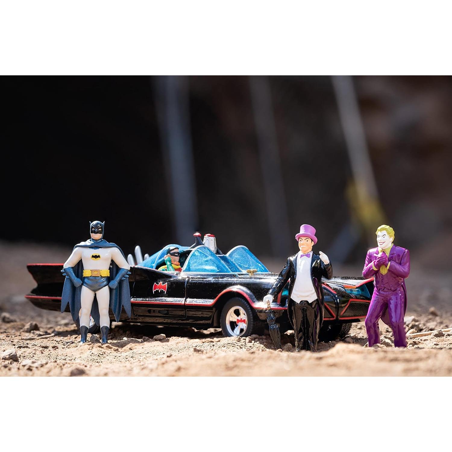 Coche Batmóvil Die-Cast Jada Toys con Figuras Batman 7 cm