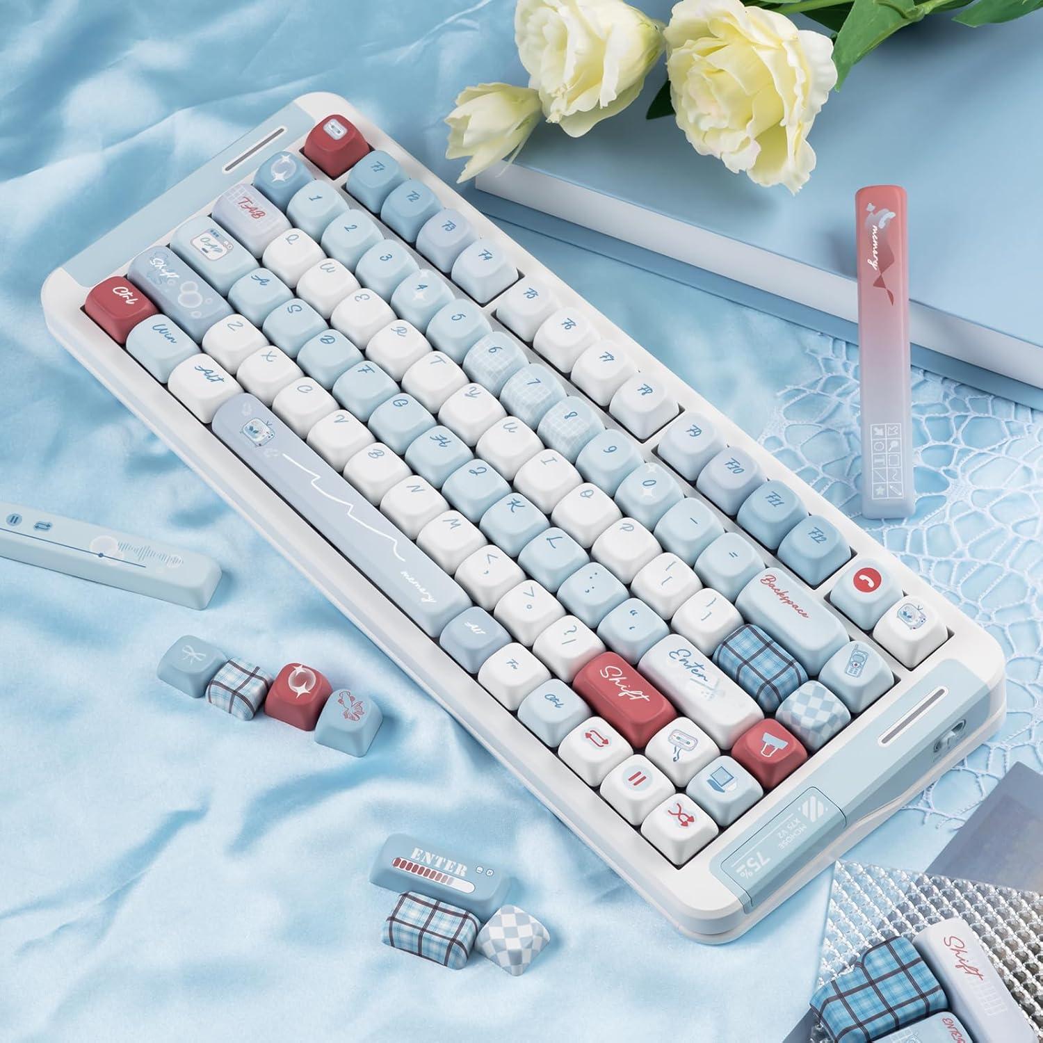 Teclas PBT Personalizadas TIMSEKER 143 Azul Claro y Blanco