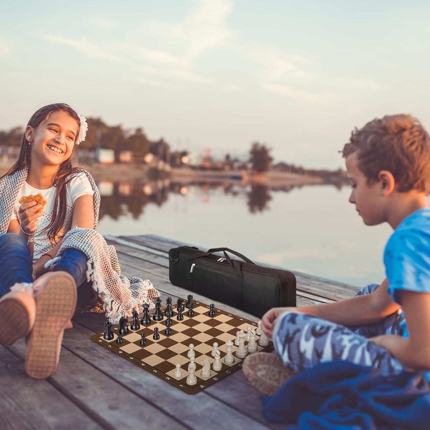 Bolsa de Ajedrez LEAP Negra con Compartimentos 59.69x8.89x17.4 cm