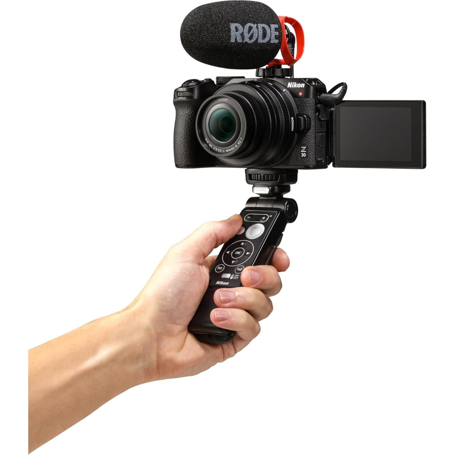 Cámara sin espejo Nikon Z 30 con lente NIKKOR 16-50mm