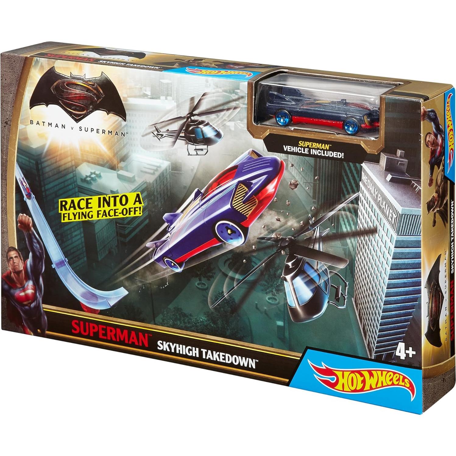 Hot Wheels Batman v Superman Superman Skyhigh Takedown Track Set