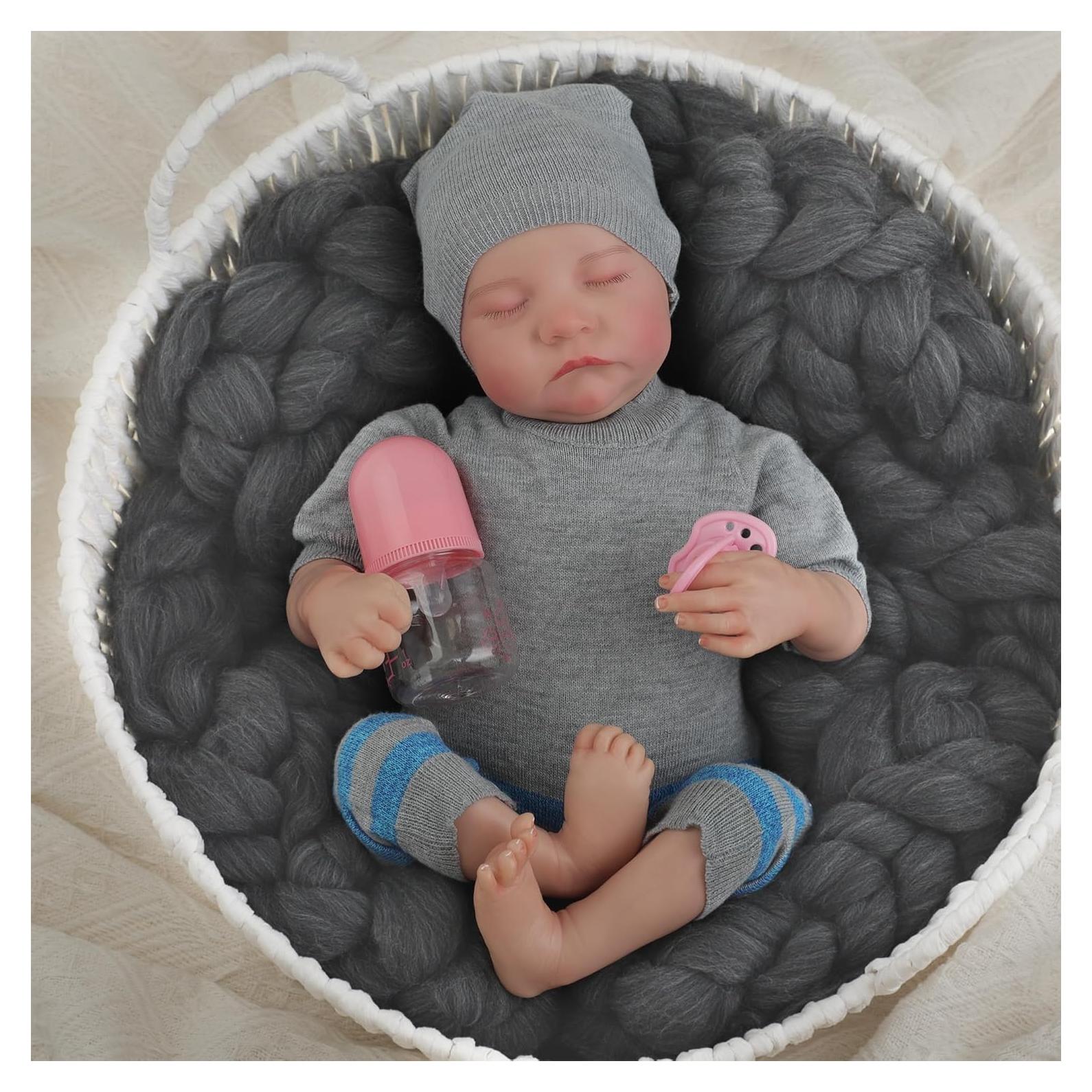 Muñeca Reborn Realista 45 cm Aron con Certificado y Juguete