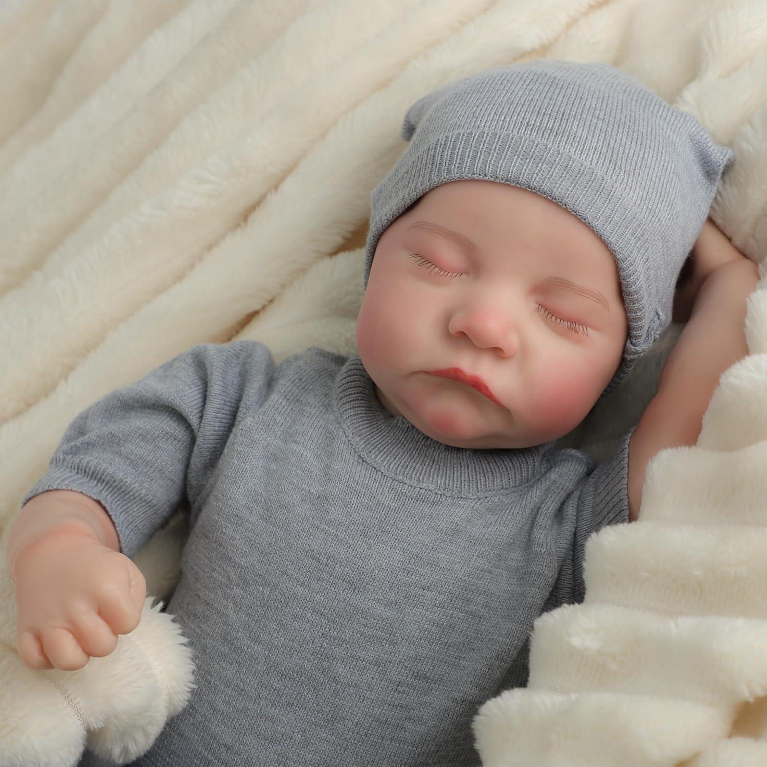 Muñeca Reborn Realista 45 cm Aron con Certificado y Juguete