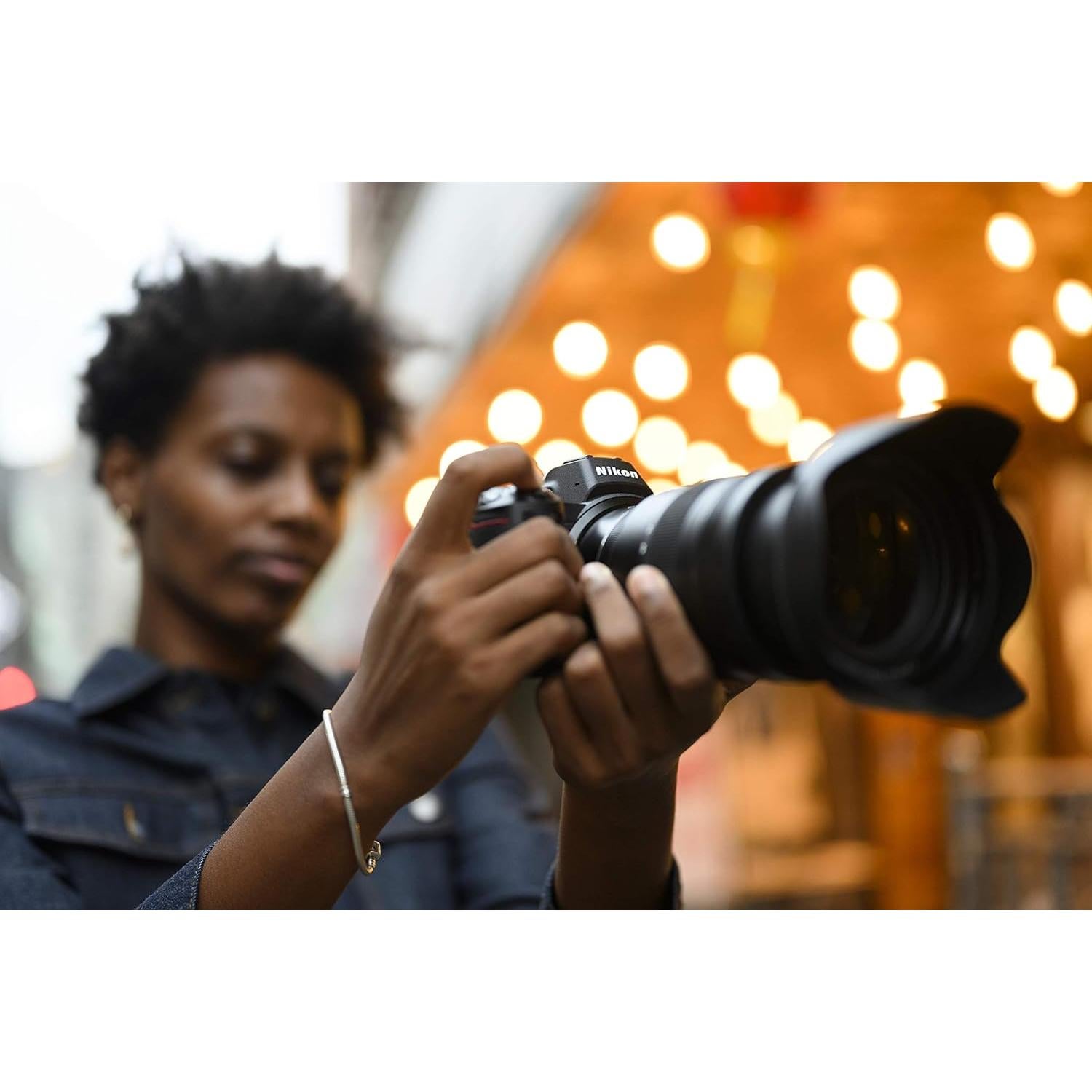 Cámara sin espejo Nikon Z 6II con lente NIKKOR 24-70mm f/4