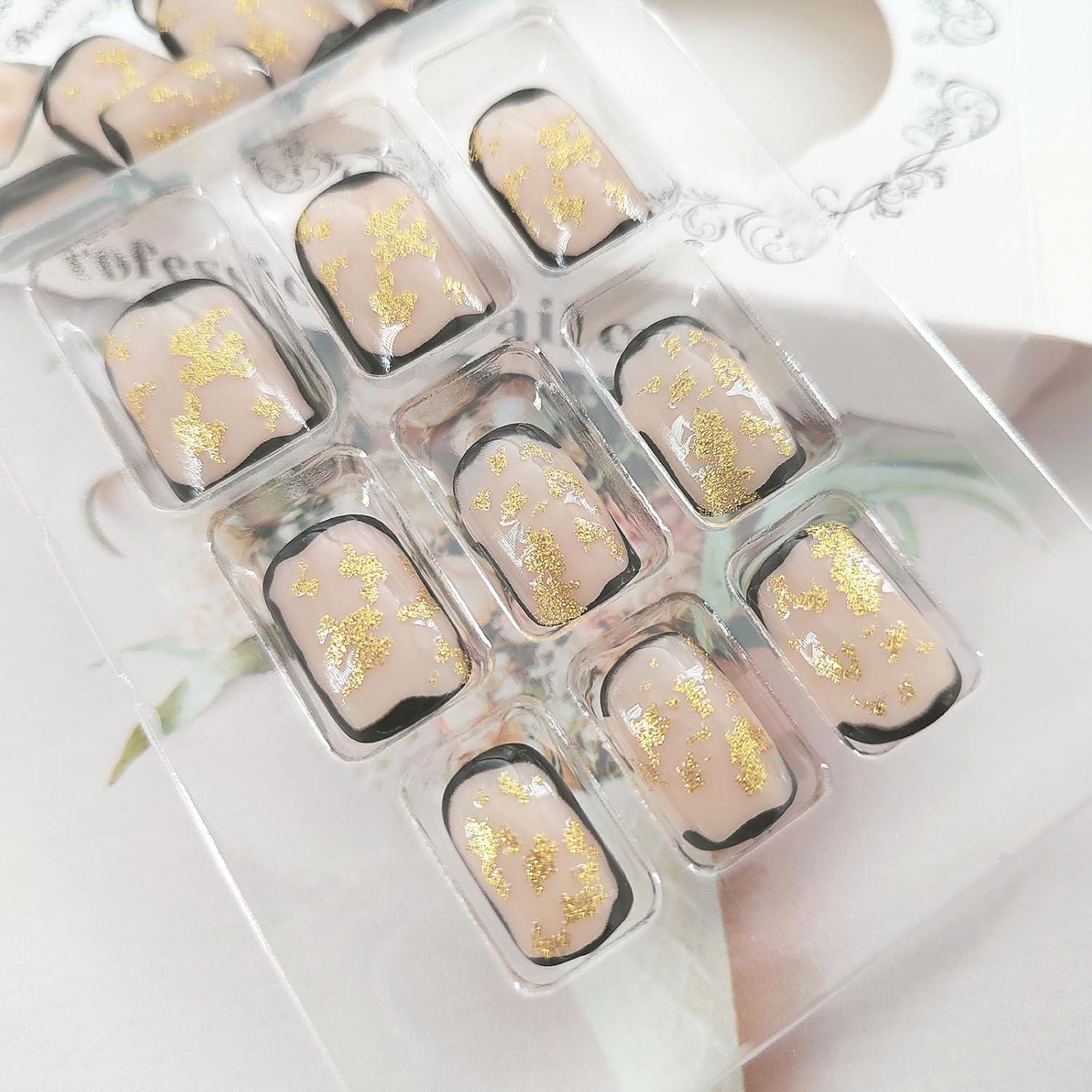 Uñas Postizas Cortas TUZANDW Borde Negro Hoja de Oro 24 Pcs