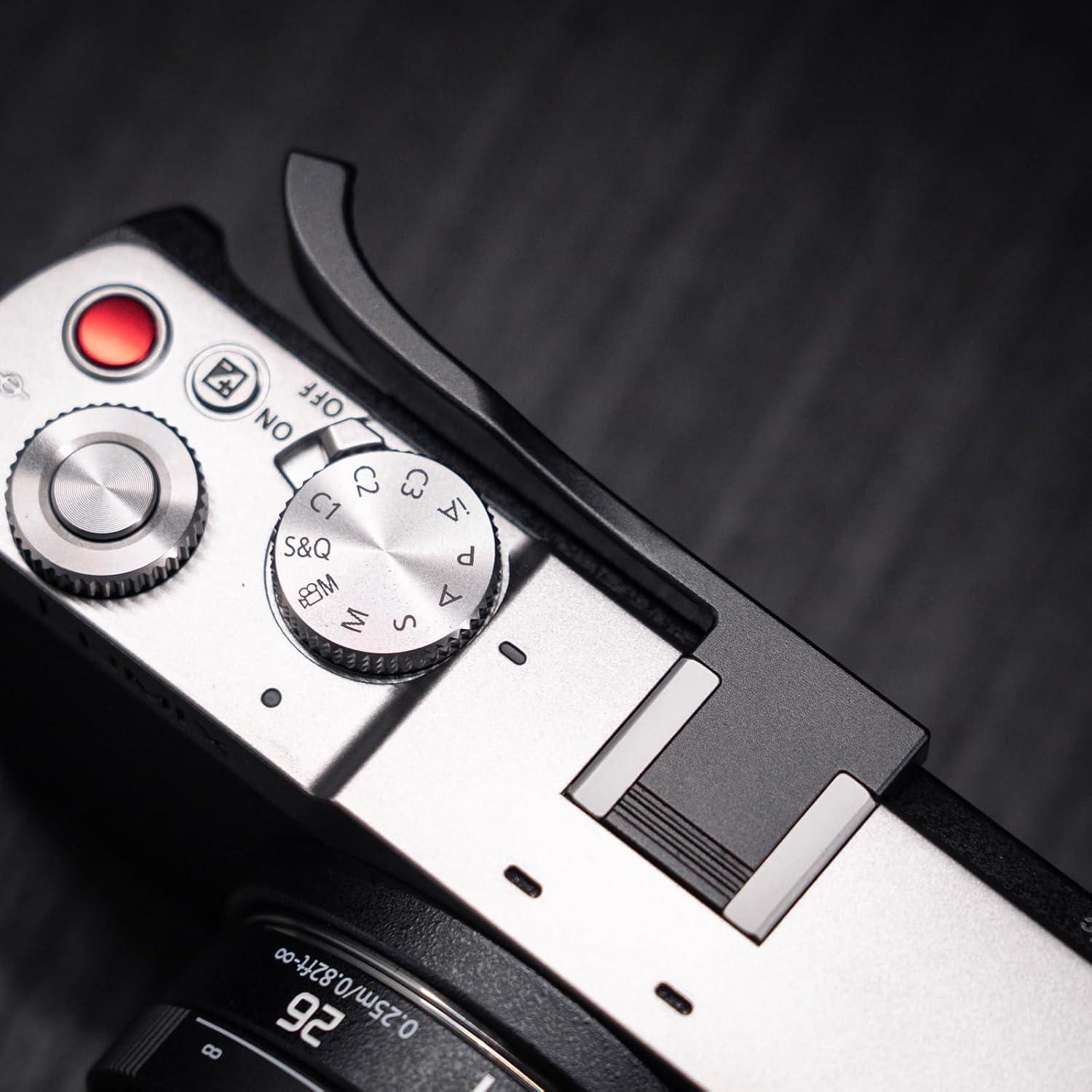 Agarradera de Pulgar Iborrys para Cámara Panasonic S9 - Antideslizante