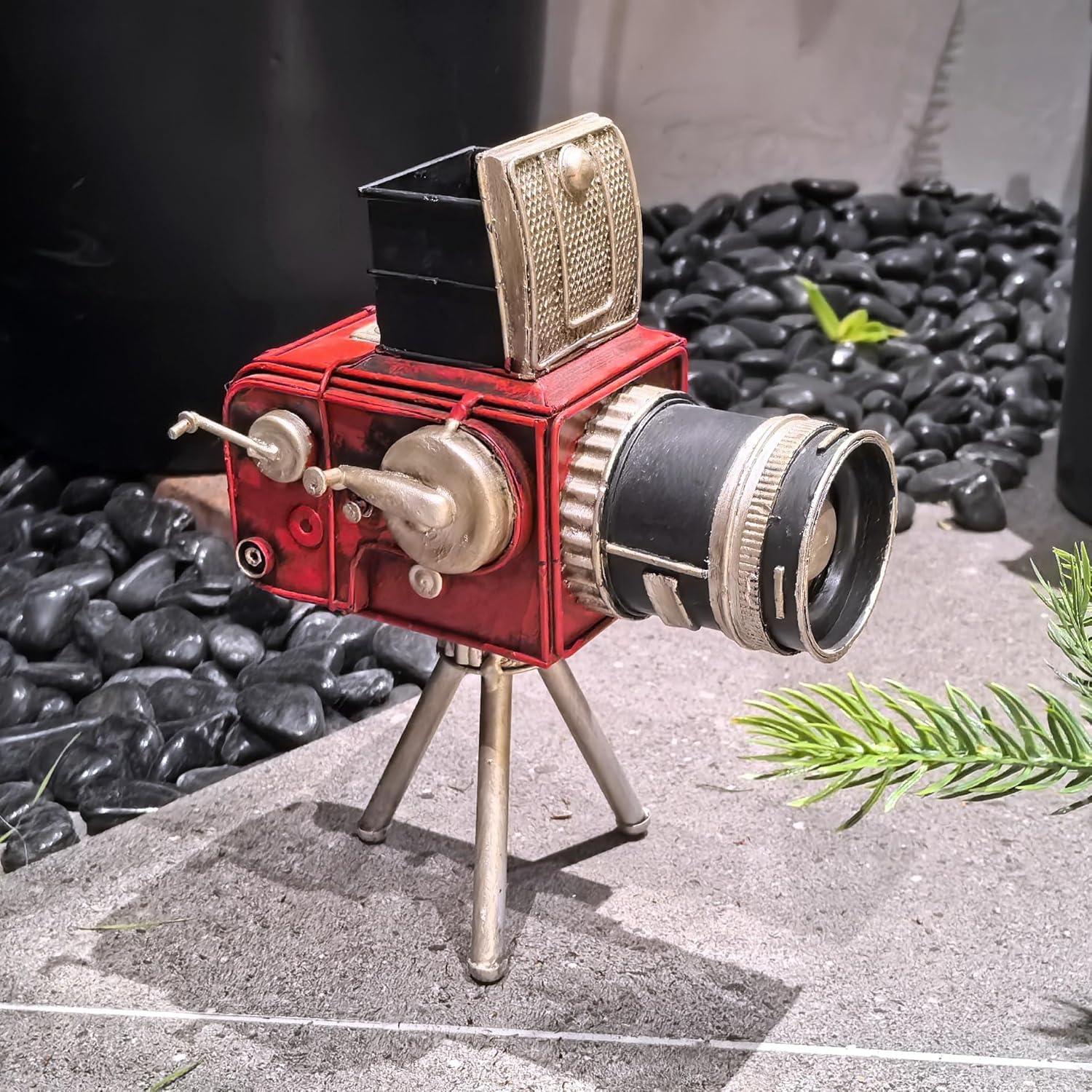 Vintage Tripod Camera Model Metal Sculpture Decor Cinema Photography Accessory Pen Holder Decorative Figurine Home Desktop Decoration Nostalgic Gift