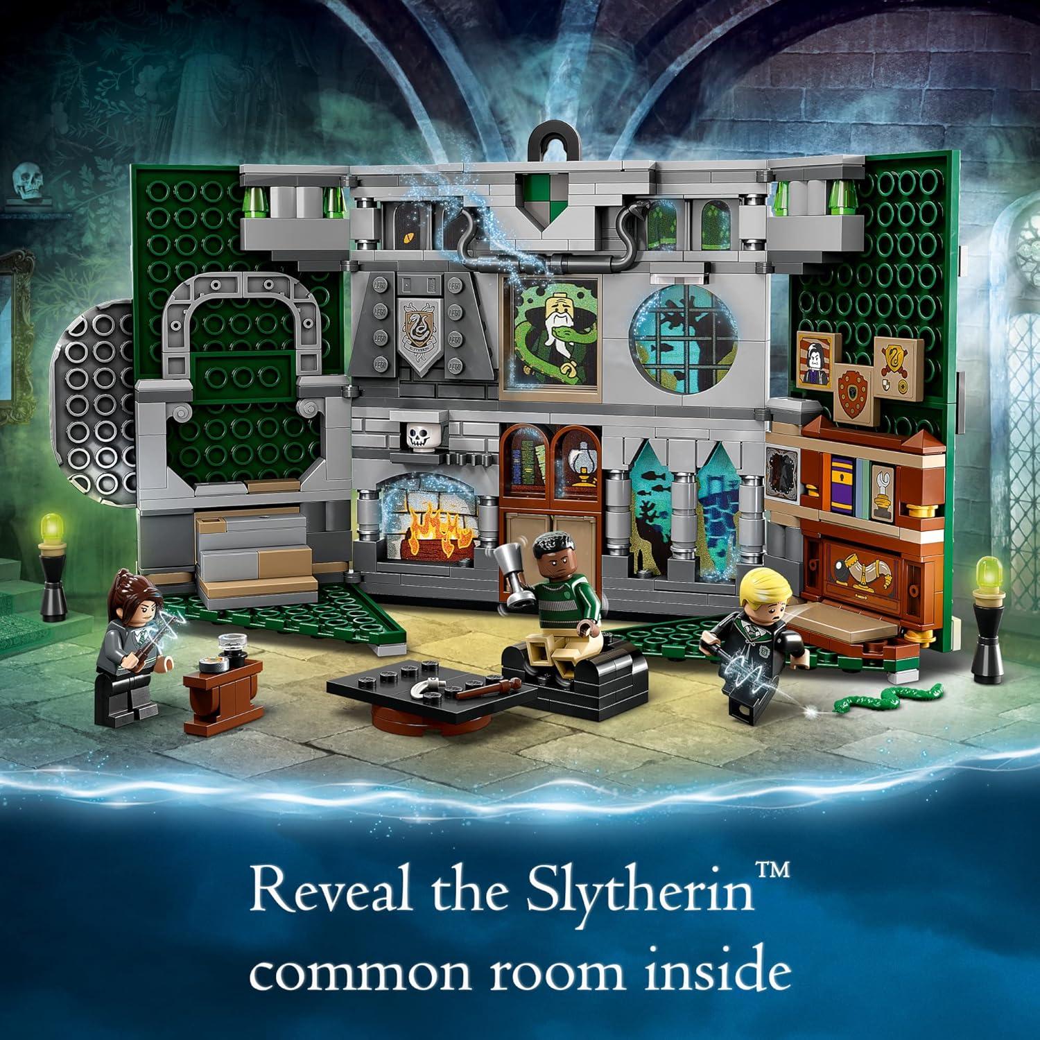 LEGO Banner Casa Slytherin 76410 - Juguete Mural Harry Potter