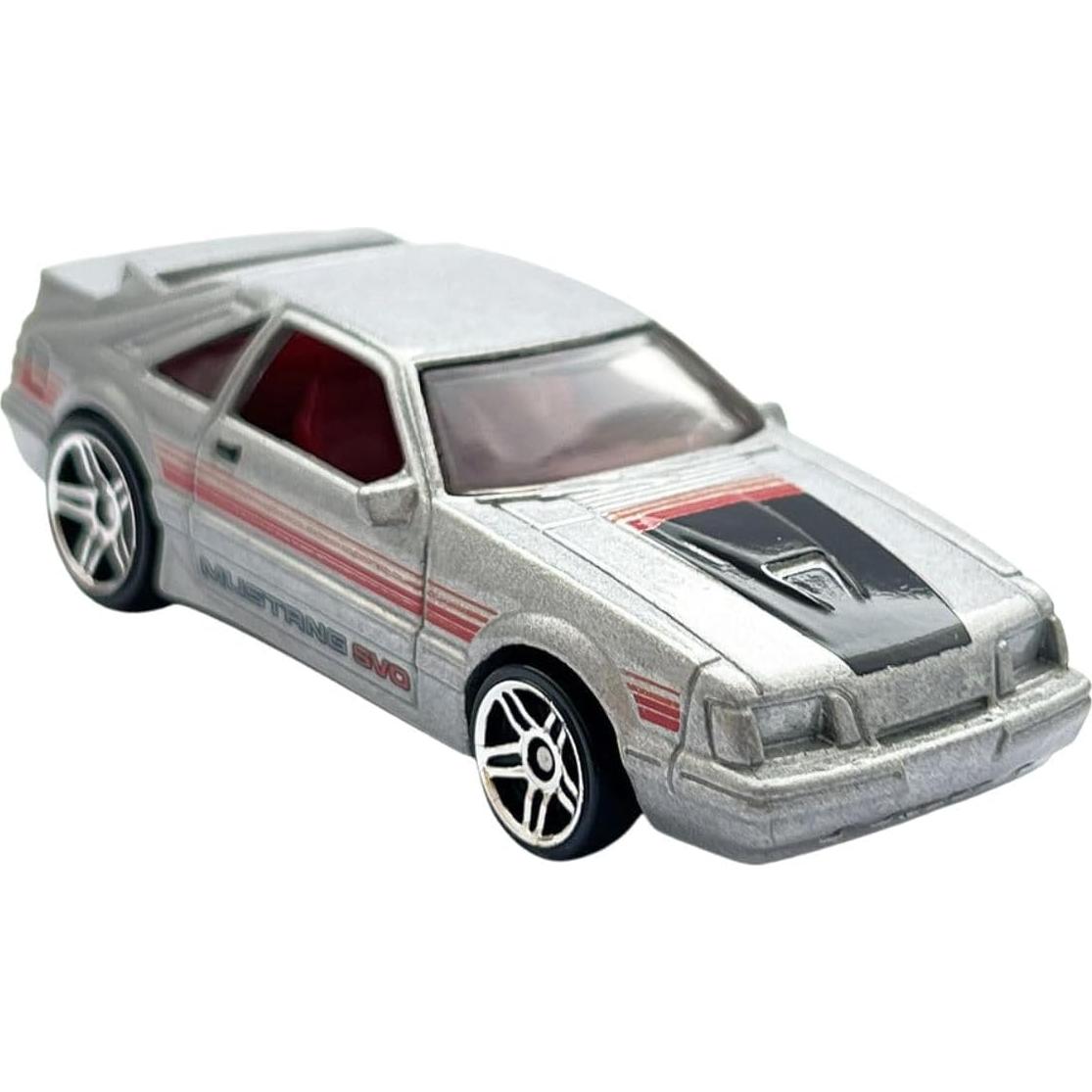 Hot Wheels Mustang SVO 1984 Escala 1:64 Mattel