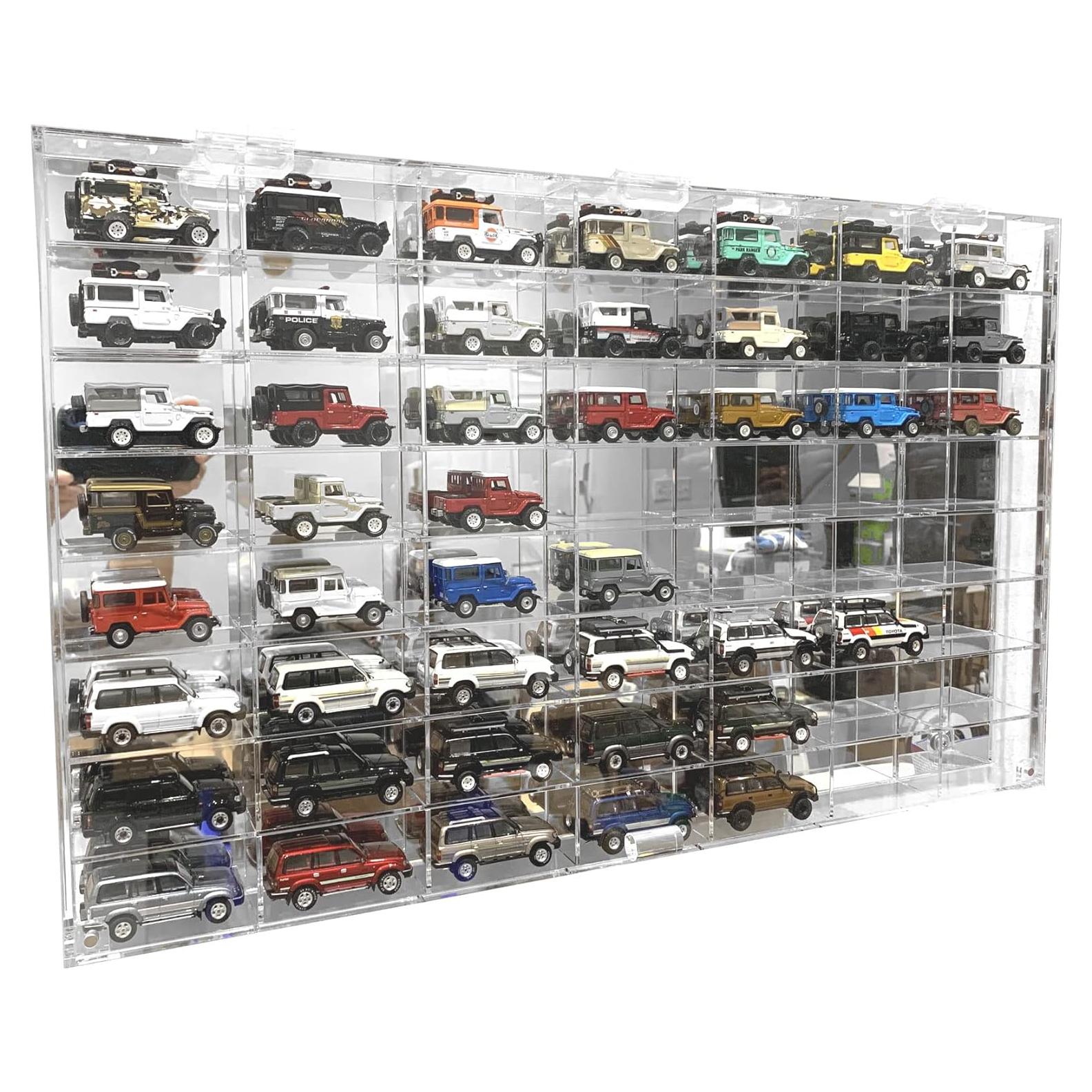 Estante de exhibición DisplayGifts 56 compartimentos 1:64