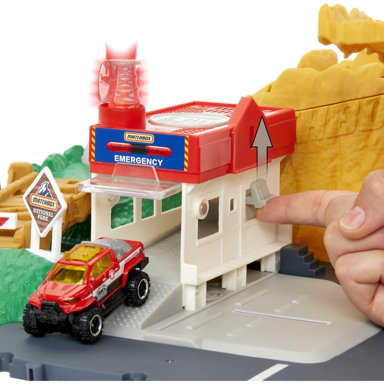 Conjunto de Juego Matchbox Action Drivers - Coche 1:64 - Luces y Sonidos