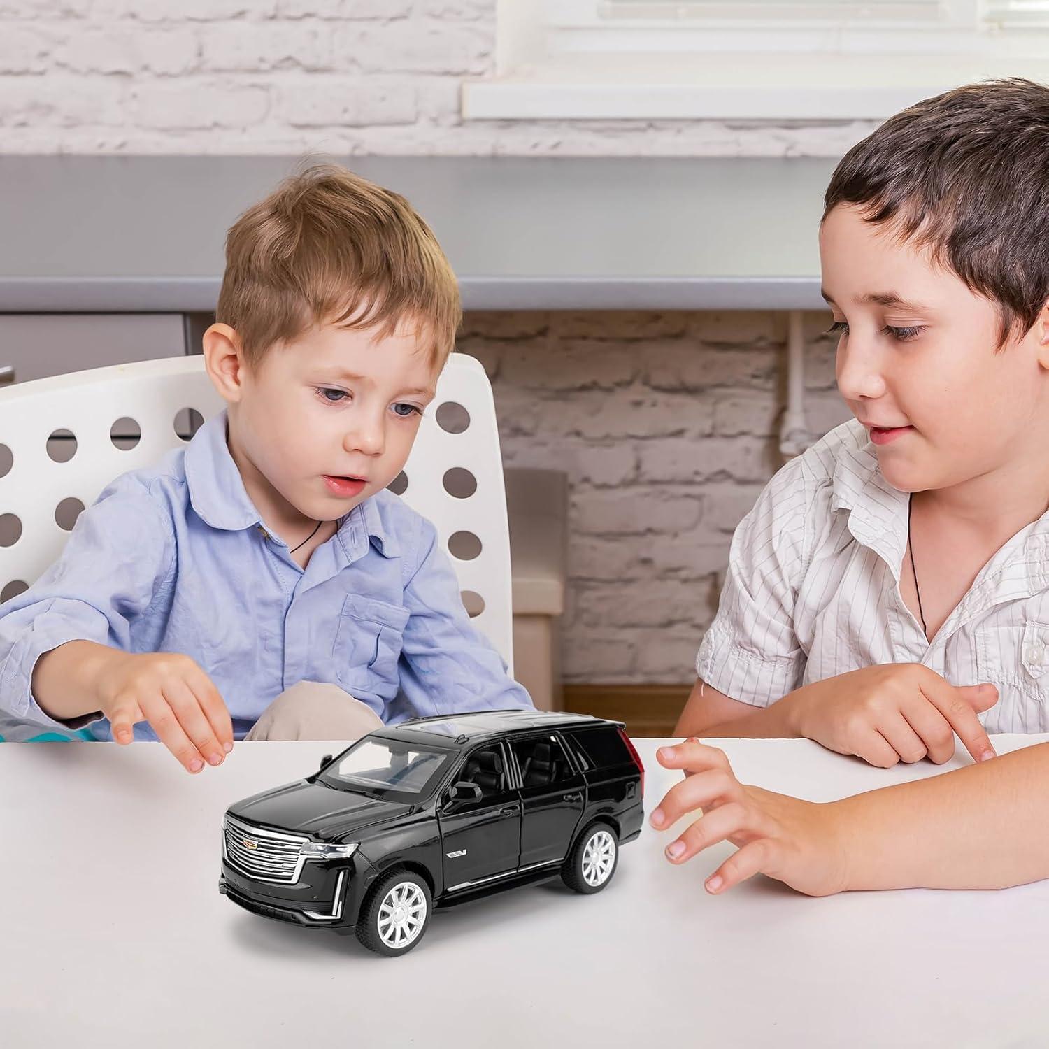 Coche a Escala 1:32 LOVEPOSELY Escalade Diecast con Luz y Sonido