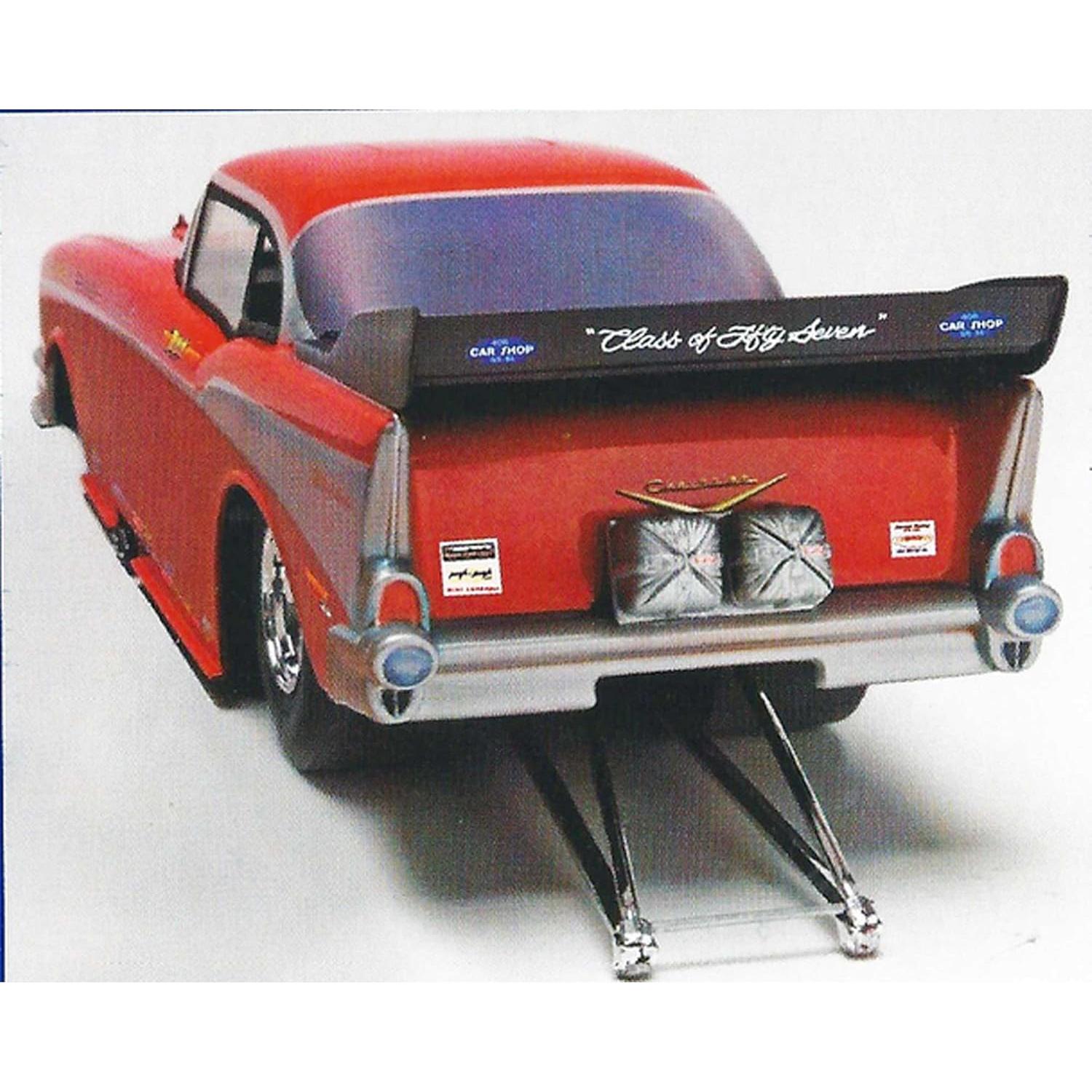 Model 1/24 1957 Tom McCwen's Chevy Funneaker Plastic Model ATLAMCH7172