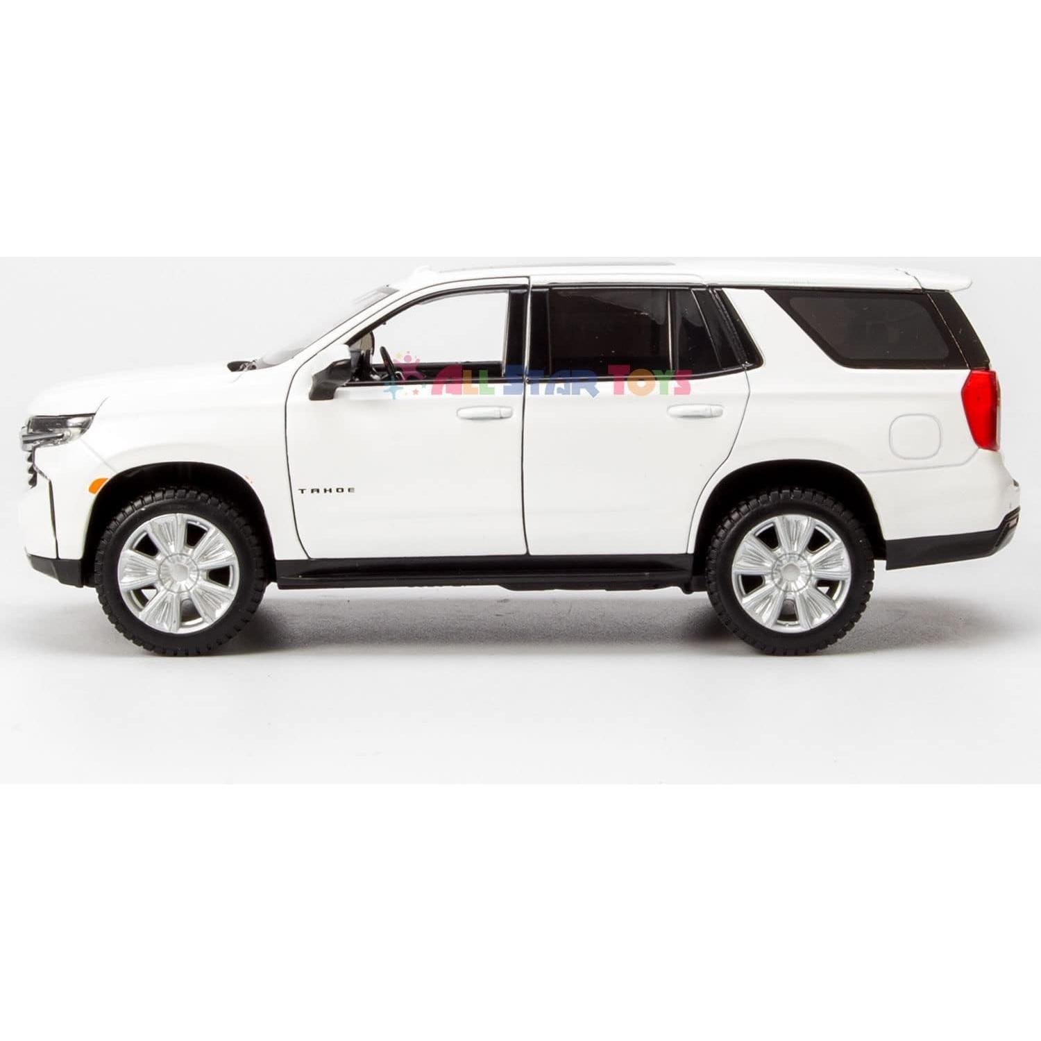 Modelo Diecast Chevrolet Tahoe 2021 Maisto 1:26 Blanco
