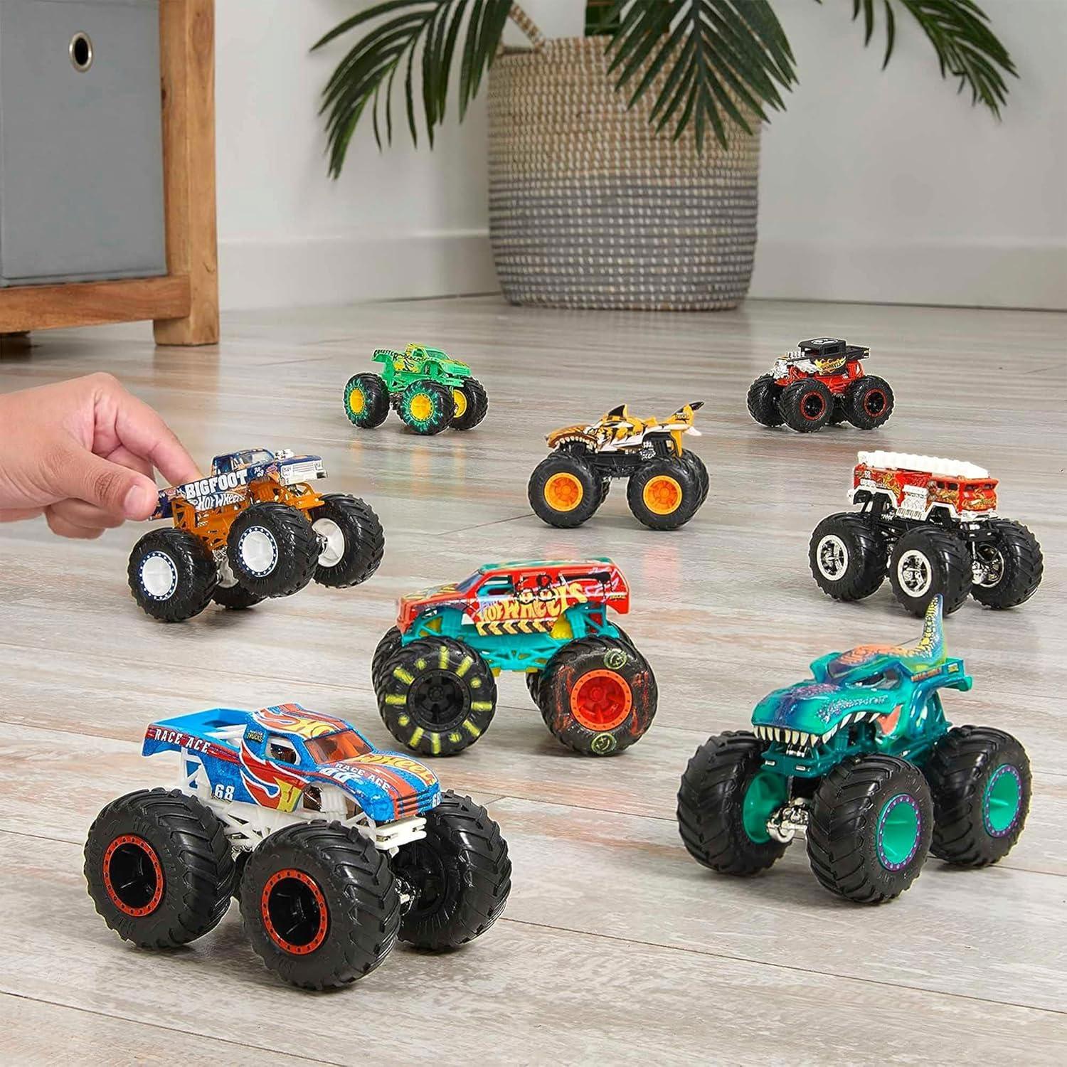 Hot Wheels Monster Trucks 8-Pack Camiones Monstruo 1:64
