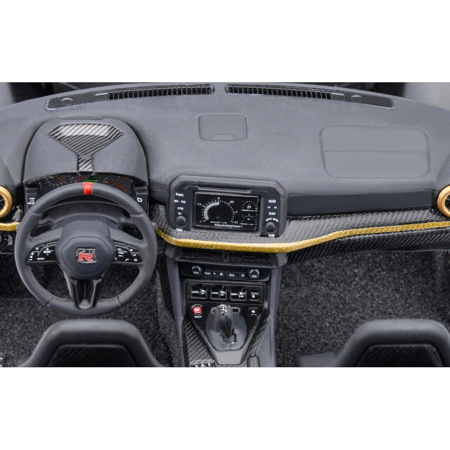 Modelo de Coche GT-R50 ItalDesign 1/18 Goodwood Gris