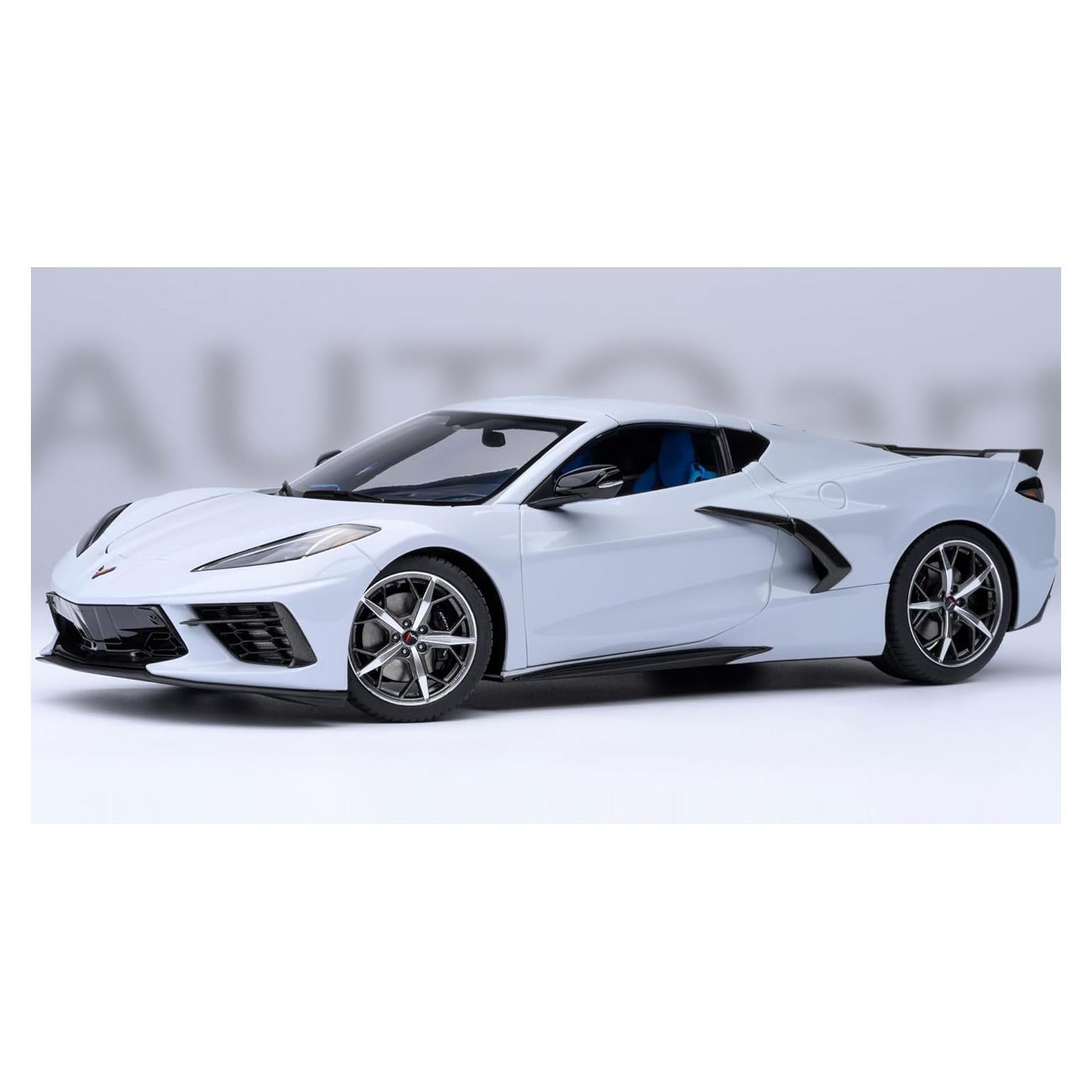 Modelo Coche 1/18 Chevy C8 Stingray Gris Metálico Autoart