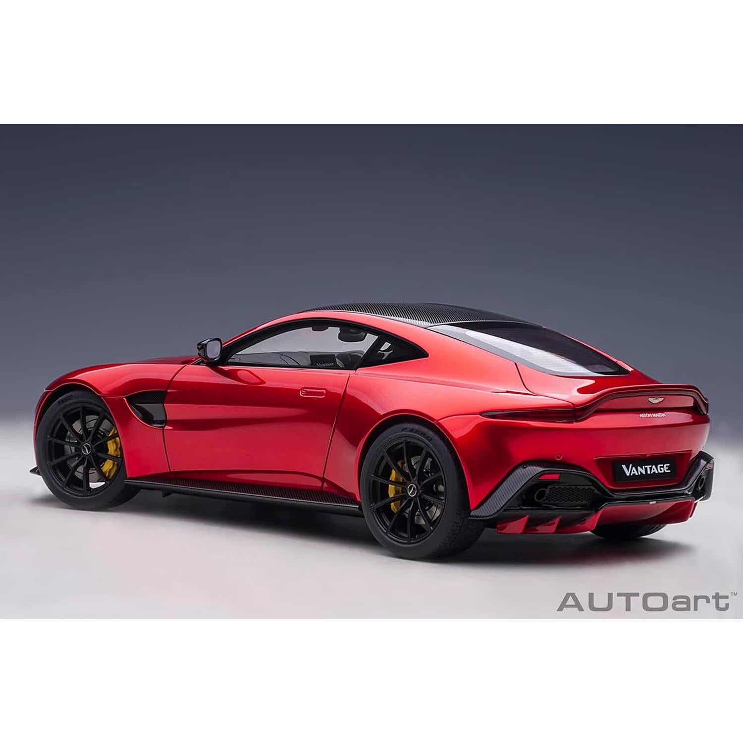 Modelo de Coche 1/18 Aston Martin Vantage RHD Rojo Autoart