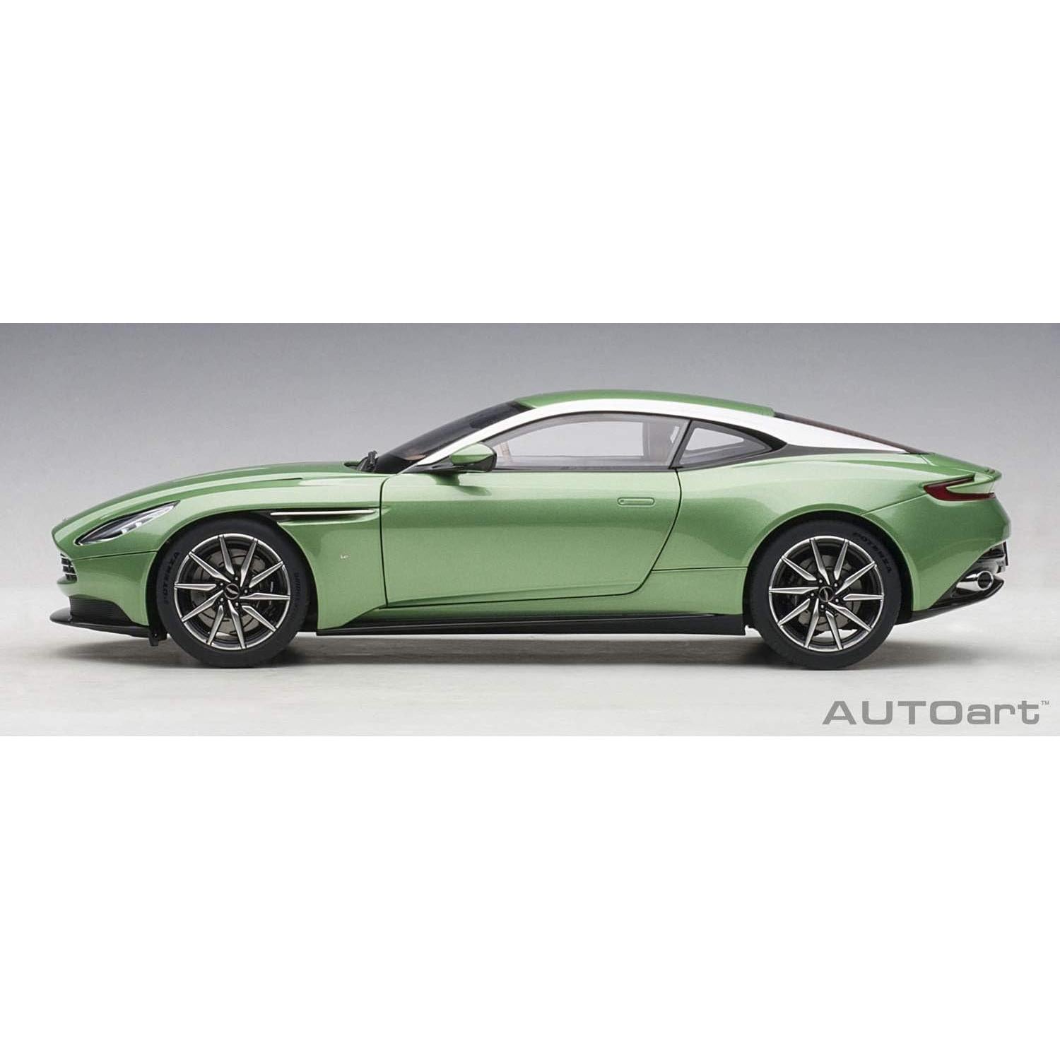 Autoart Aston Martin DB11 RHD Verde Metálico 1:18